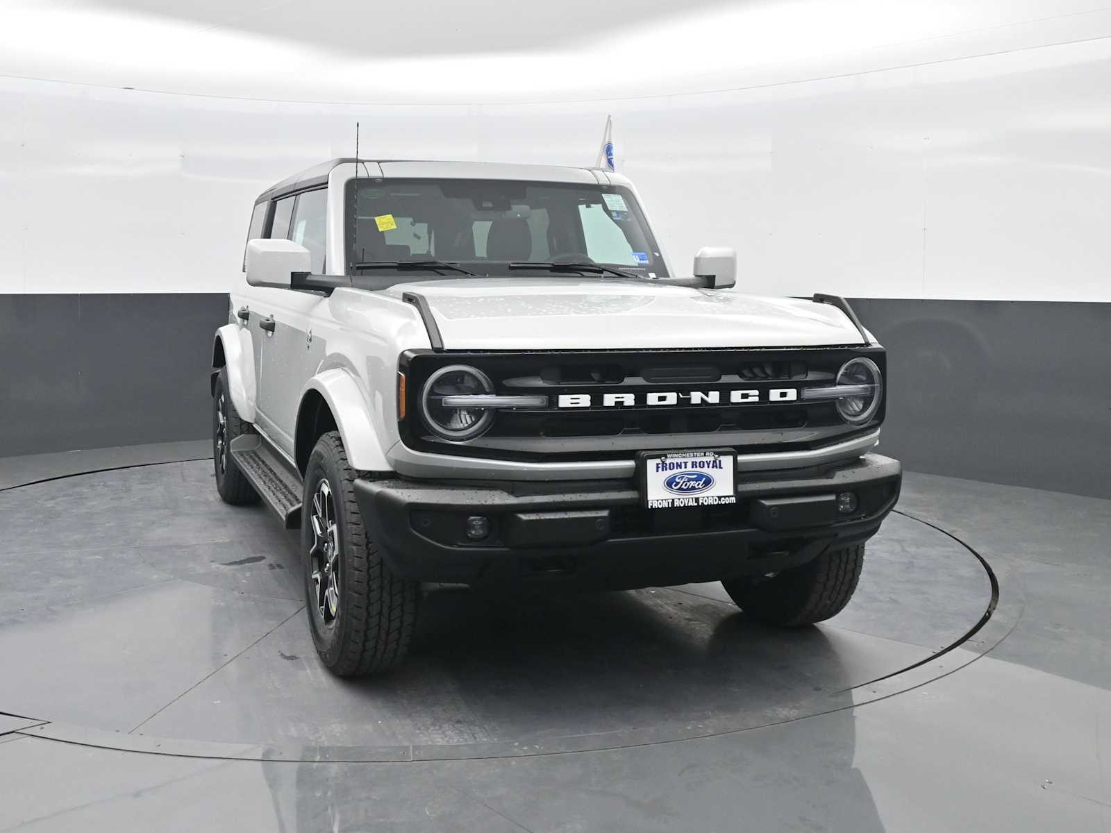 New 2026 Ford Bronco - photo 2