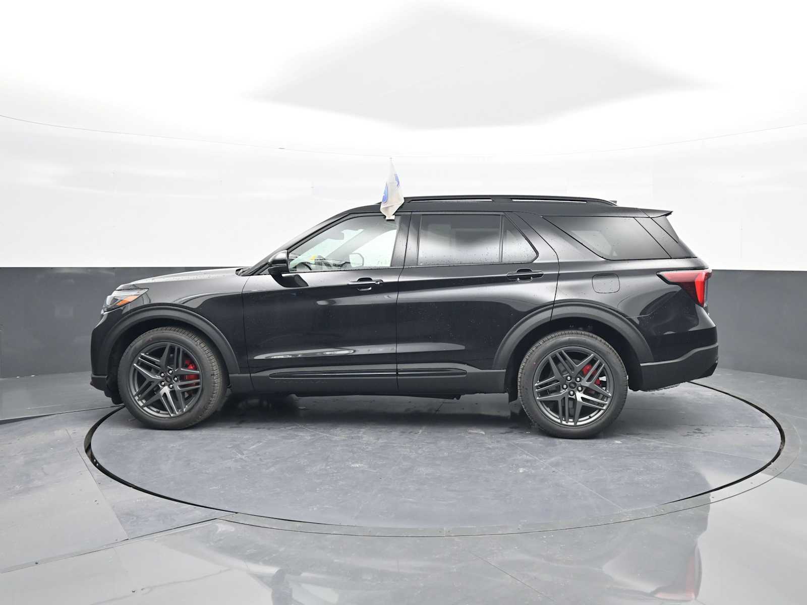 New 2026 Ford Explorer - photo 8