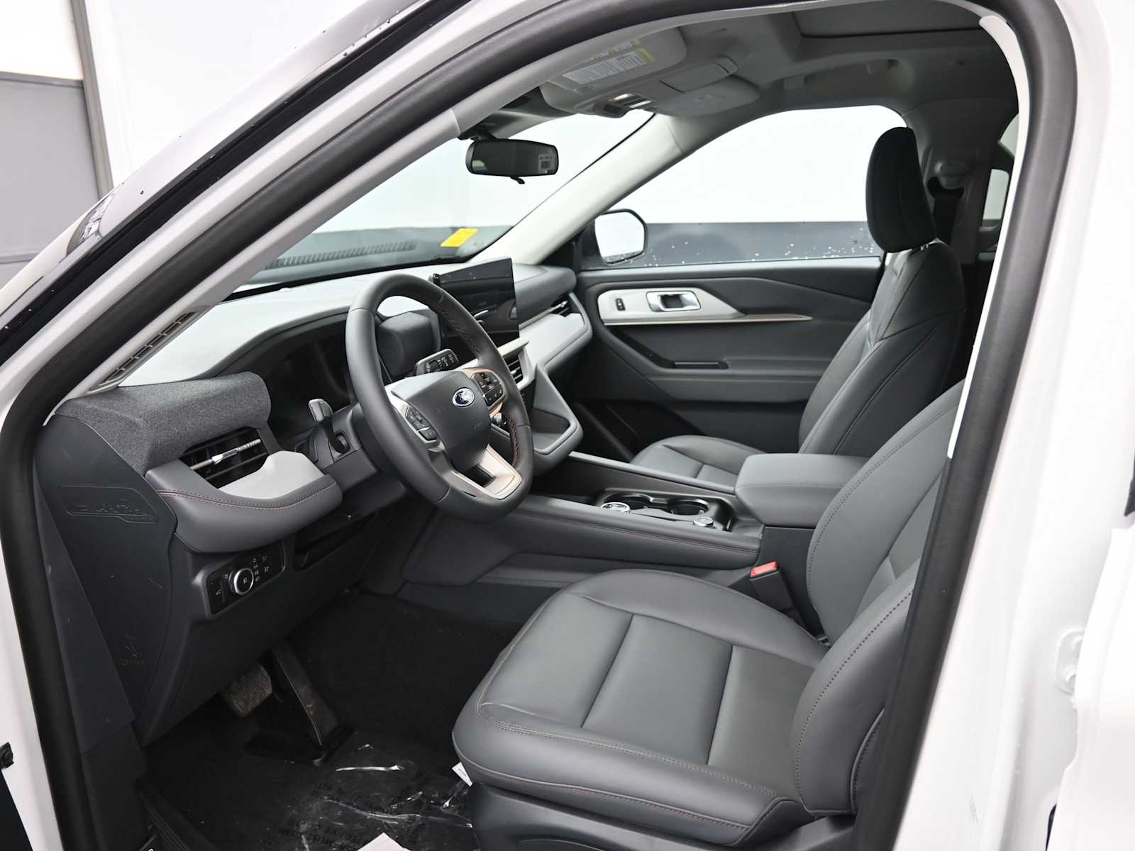 New 2026 Ford Explorer - photo 24