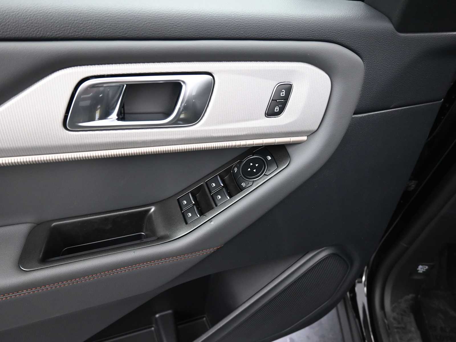 New 2026 Ford Explorer - photo 28