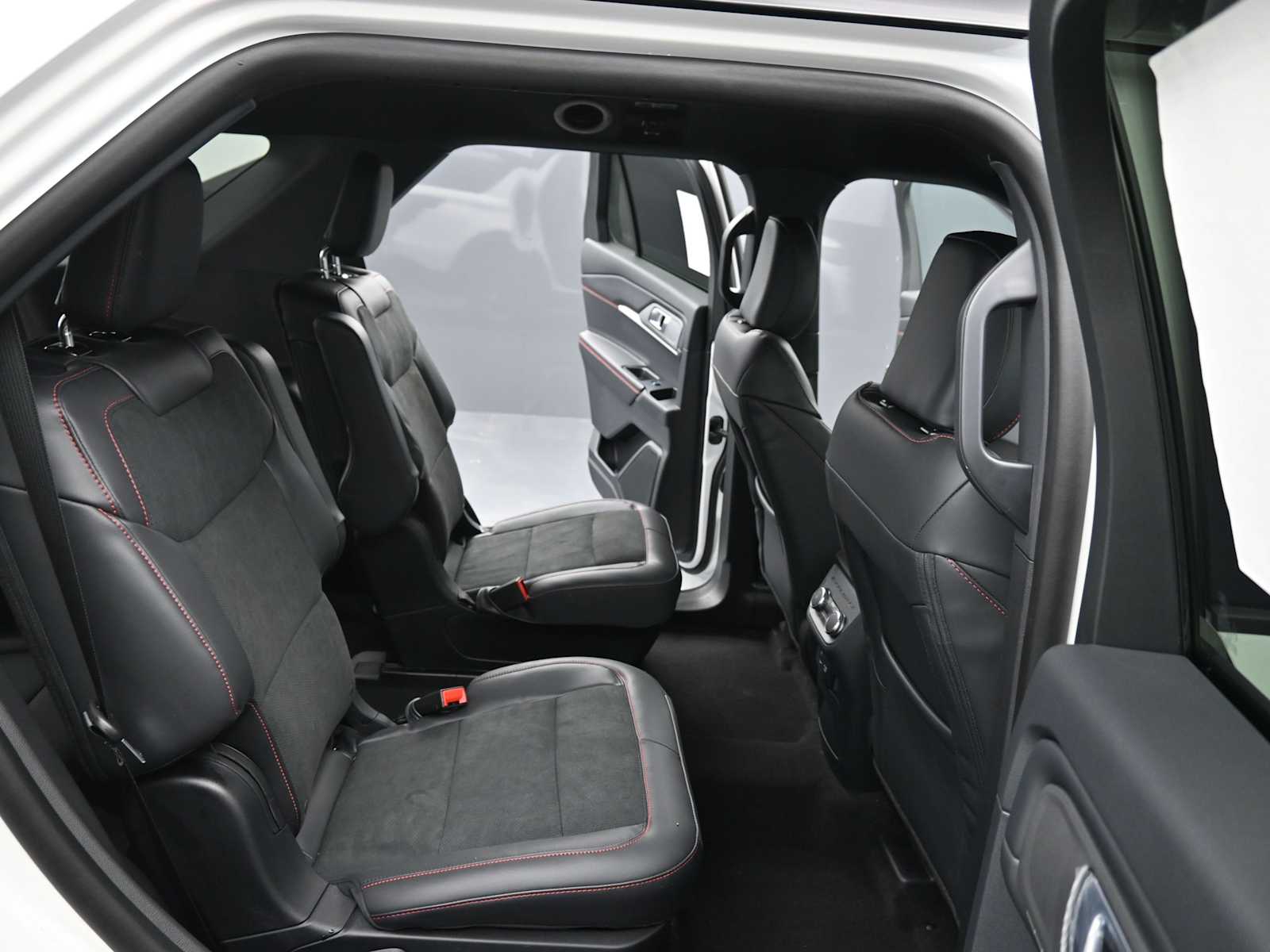 New 2026 Ford Explorer - photo 21