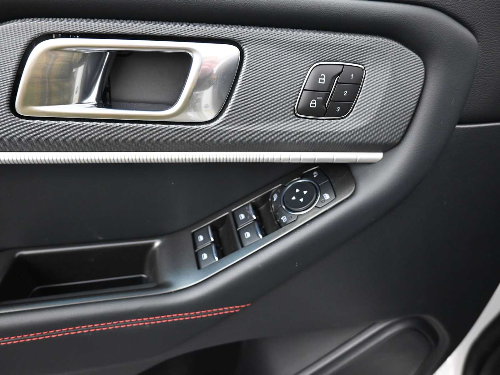 New 2026 Ford Explorer - photo 28