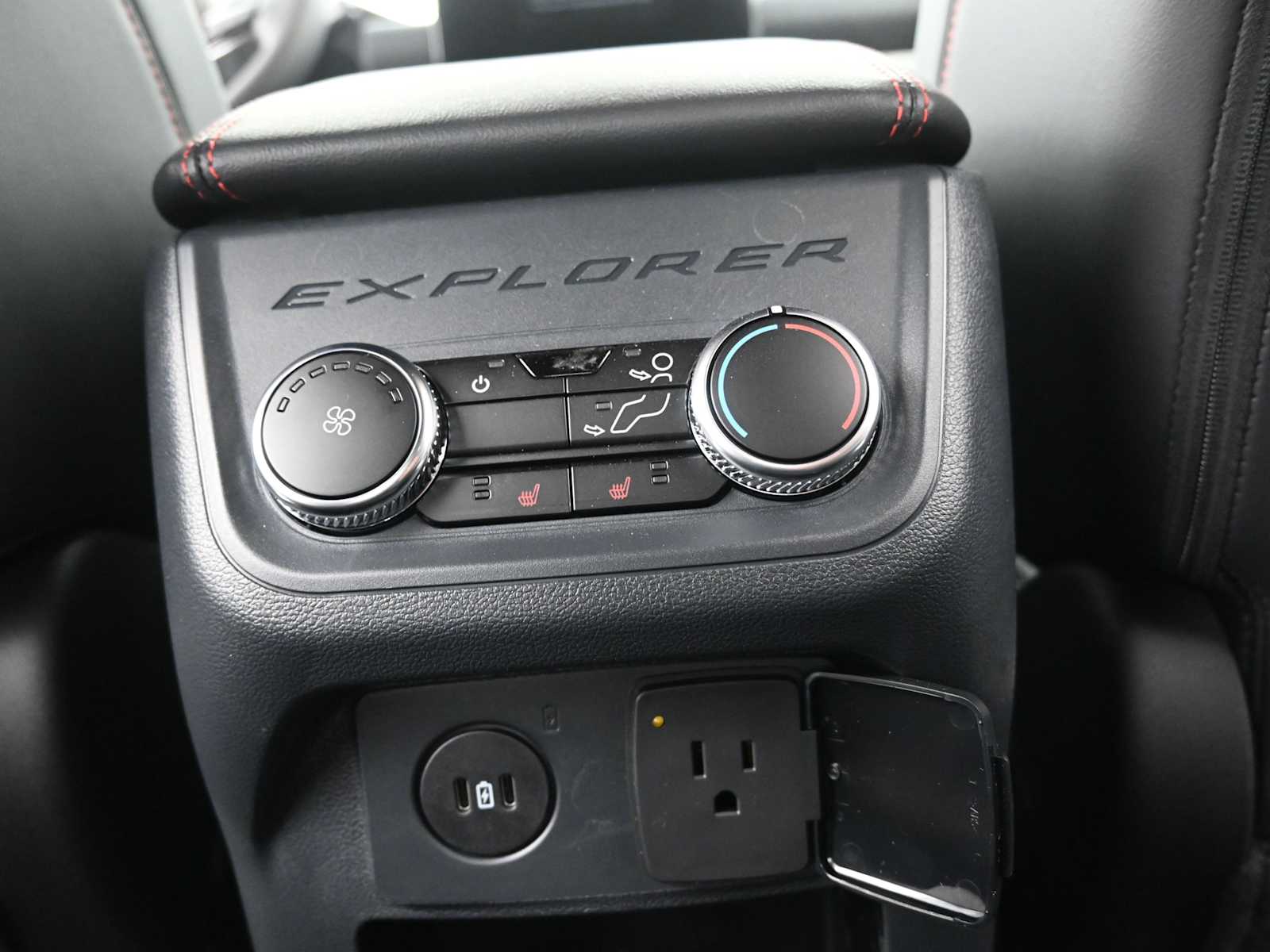 New 2026 Ford Explorer - photo 17