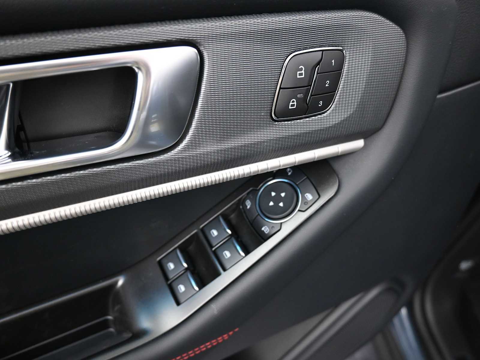New 2026 Ford Explorer - photo 25