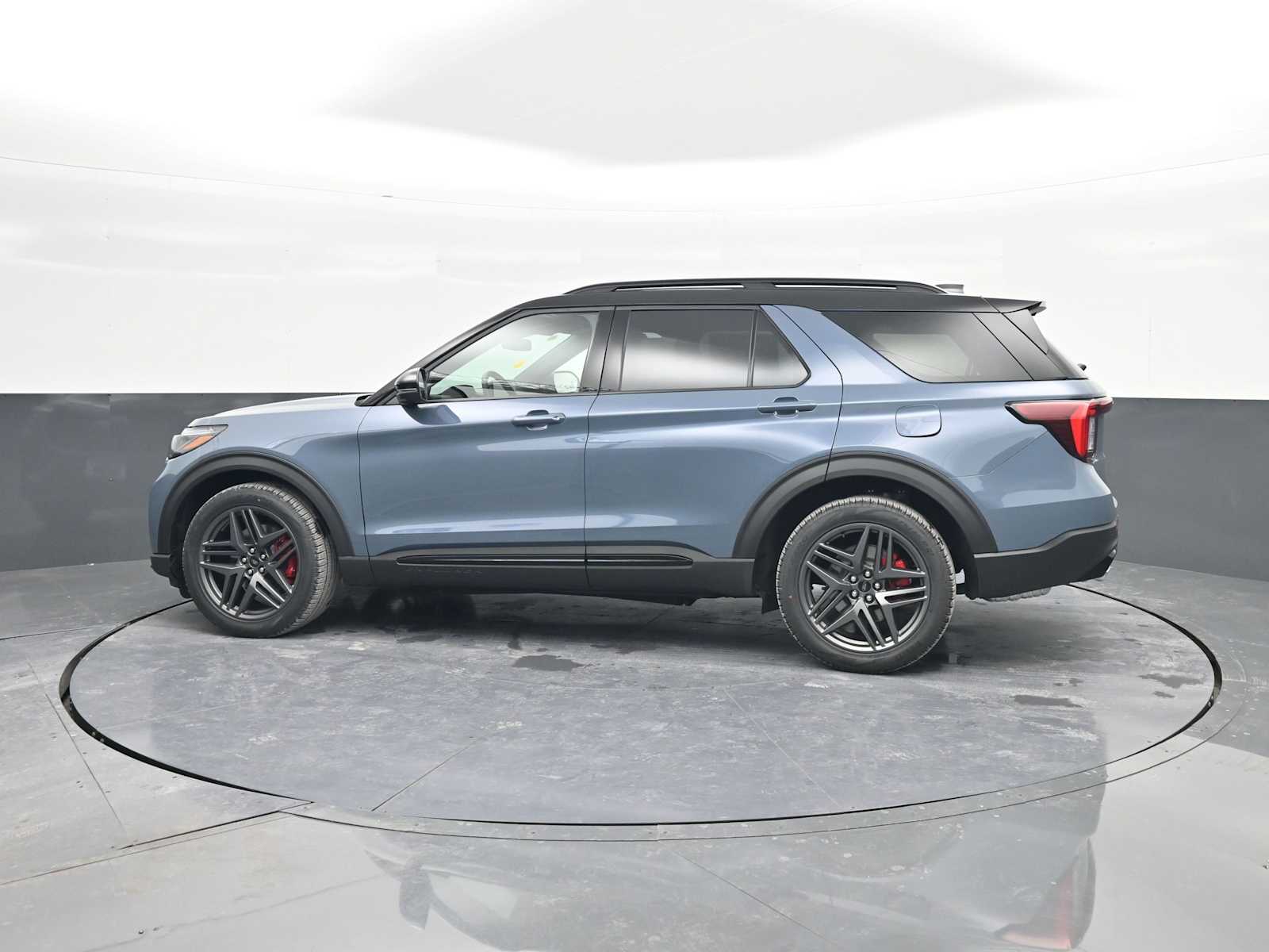 New 2026 Ford Explorer - photo 8