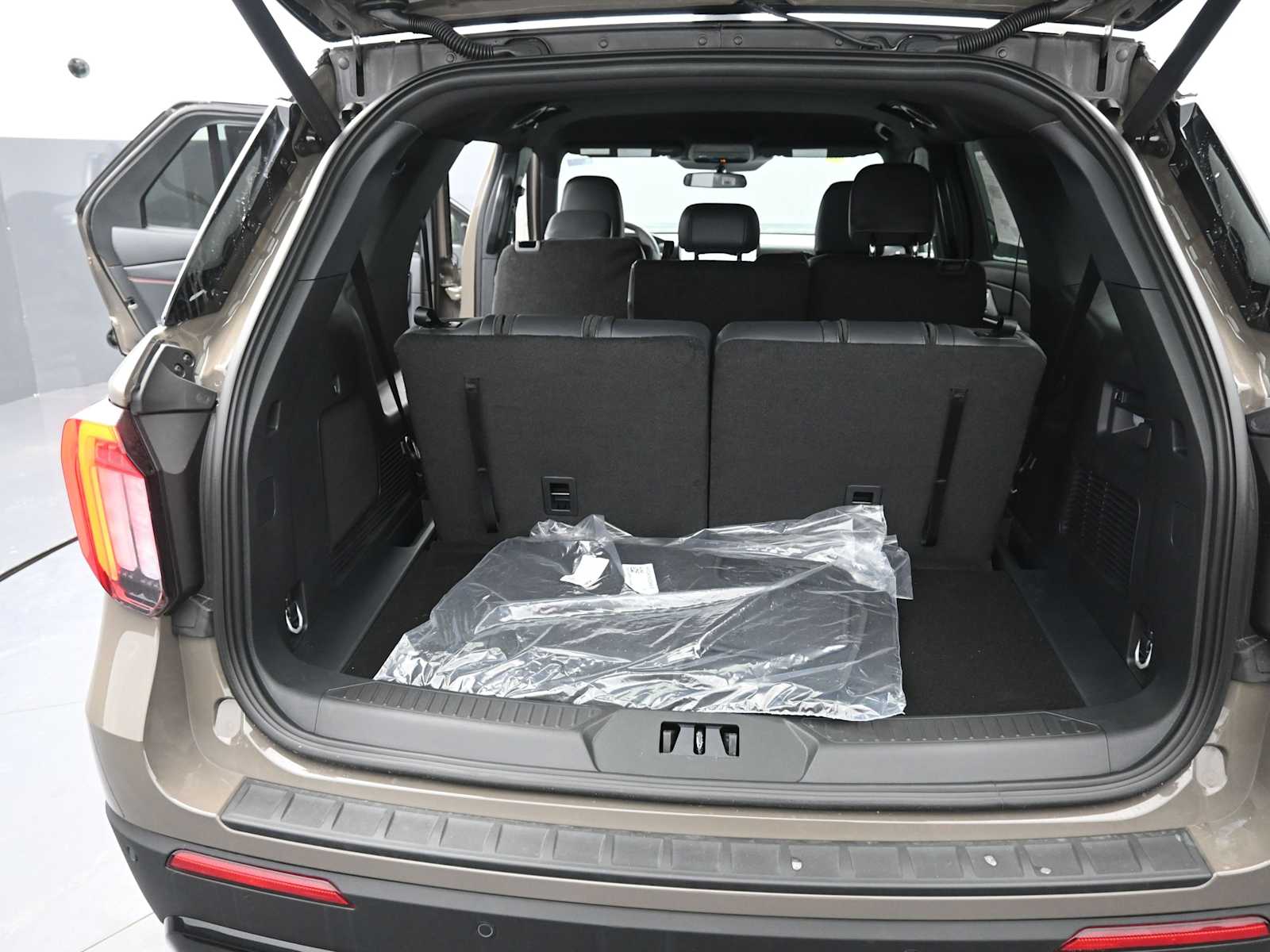 New 2026 Ford Explorer - photo 22