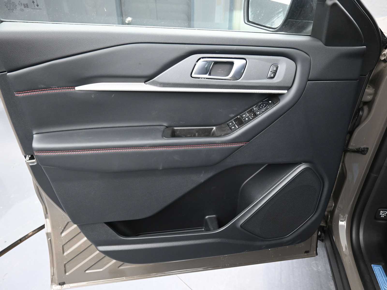 New 2026 Ford Explorer - photo 27