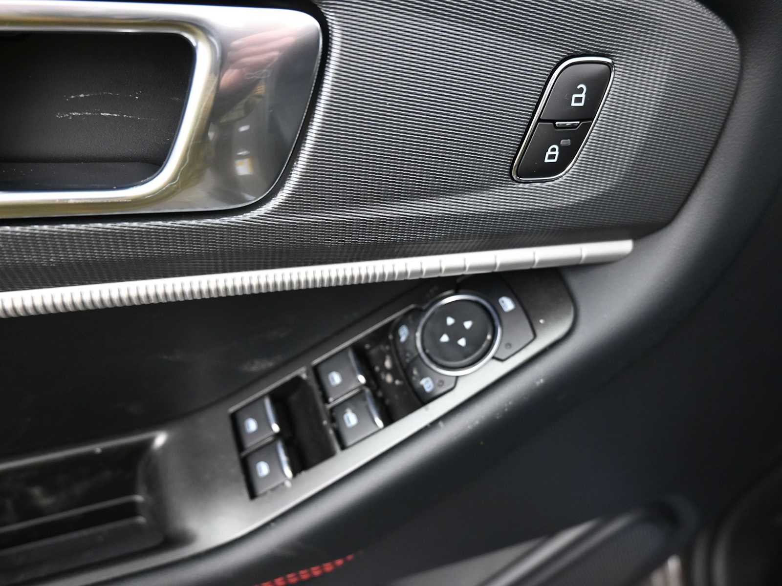 New 2026 Ford Explorer - photo 28