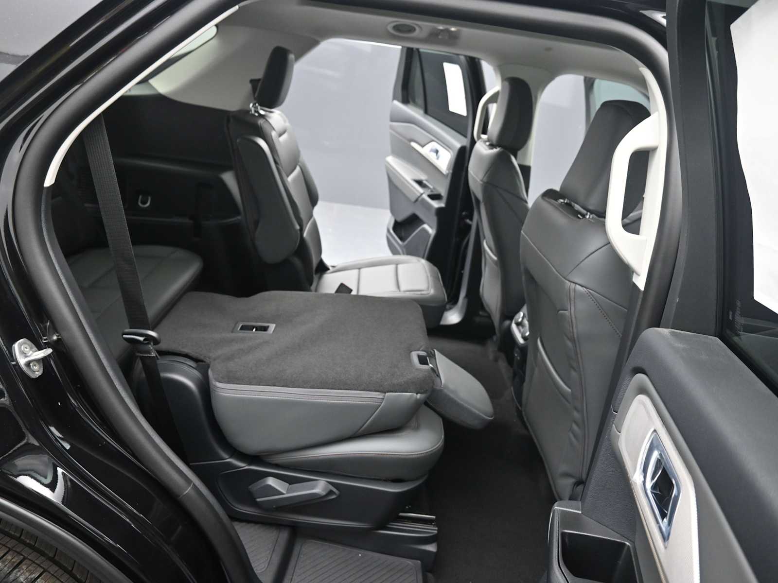 New 2026 Ford Explorer - photo 19