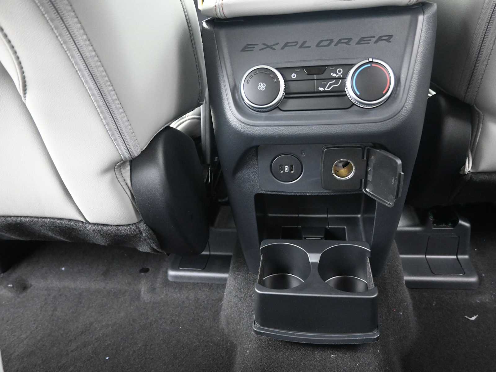 New 2026 Ford Explorer - photo 15