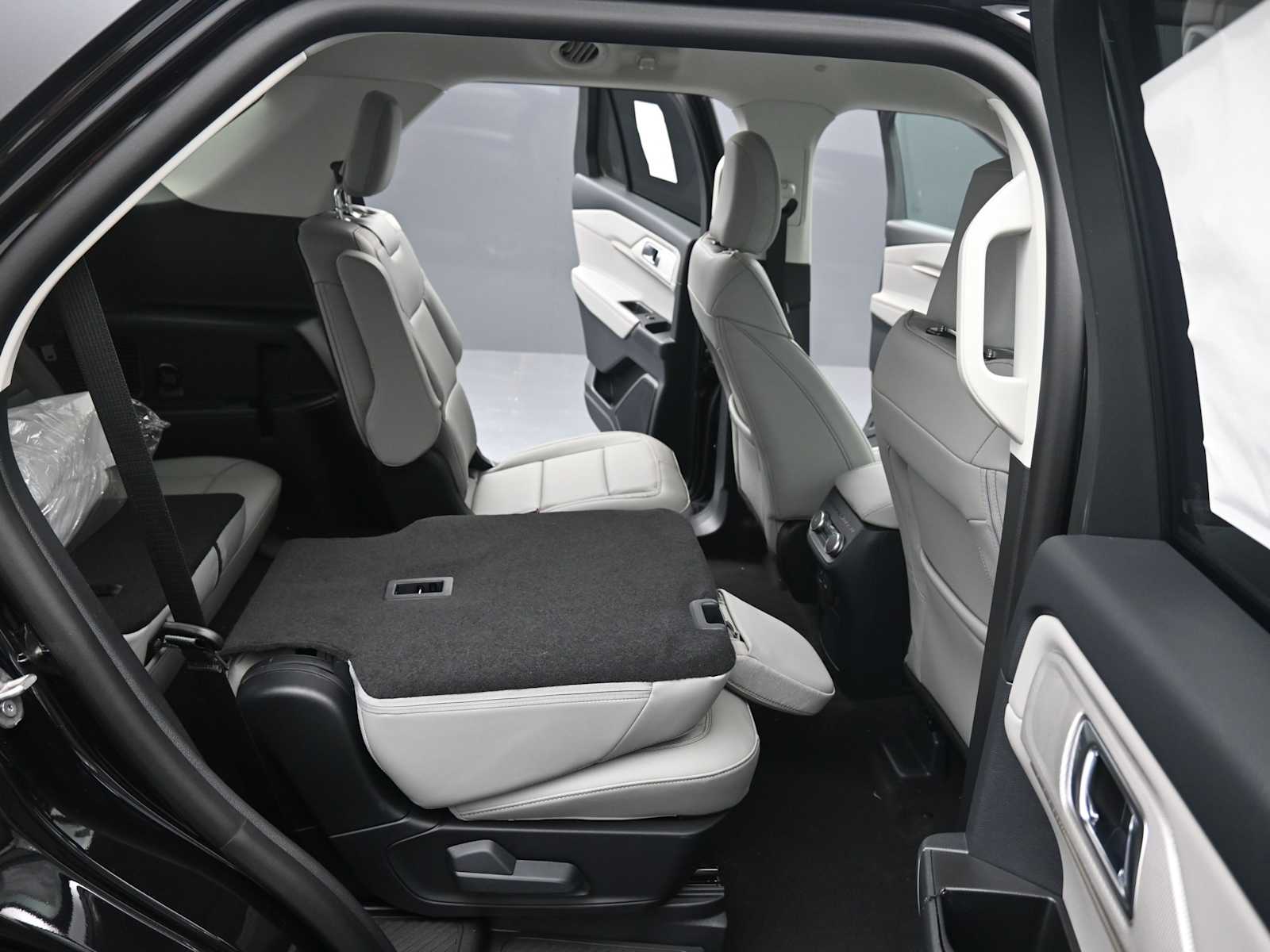 New 2026 Ford Explorer - photo 19