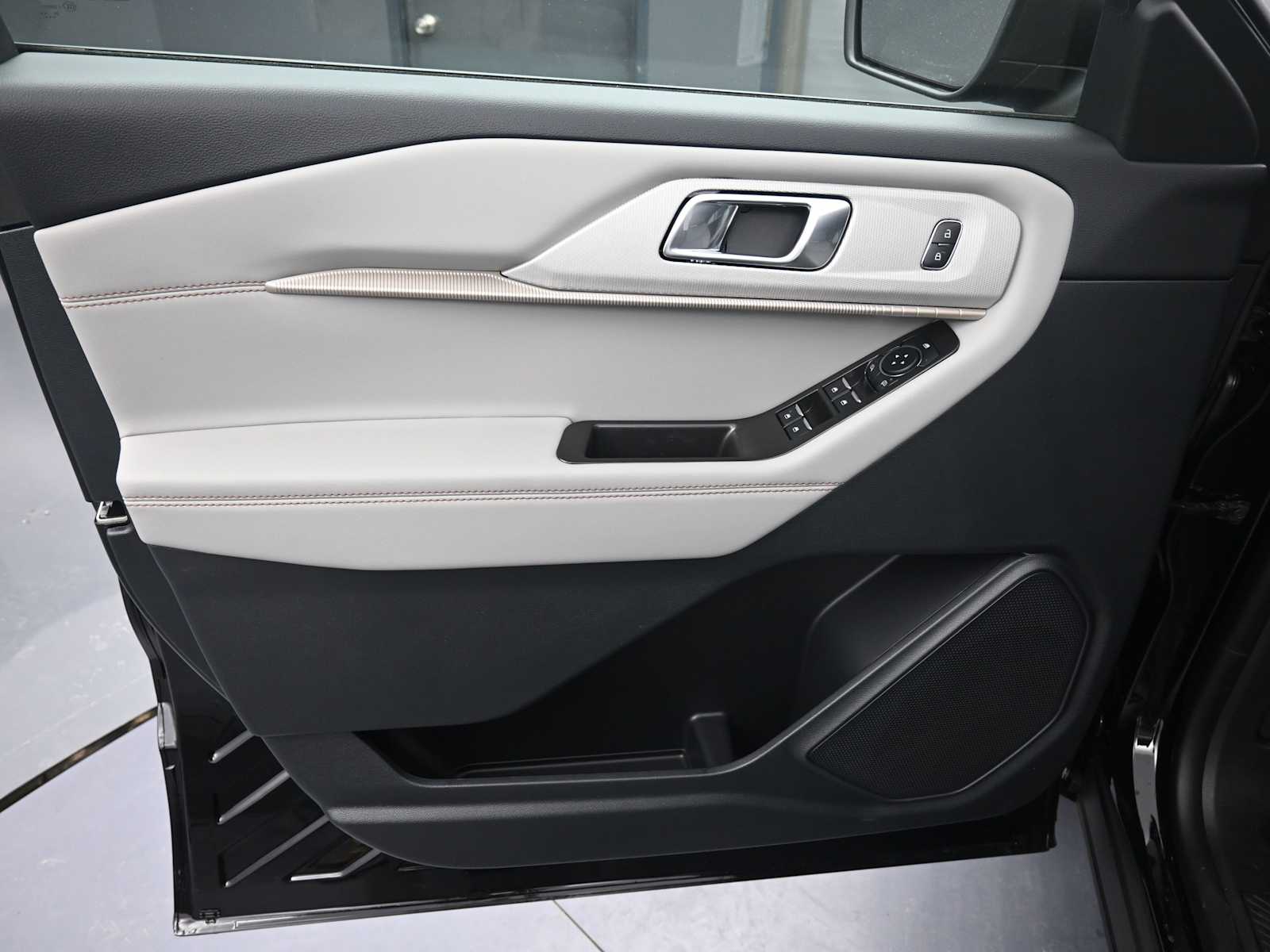 New 2026 Ford Explorer - photo 24