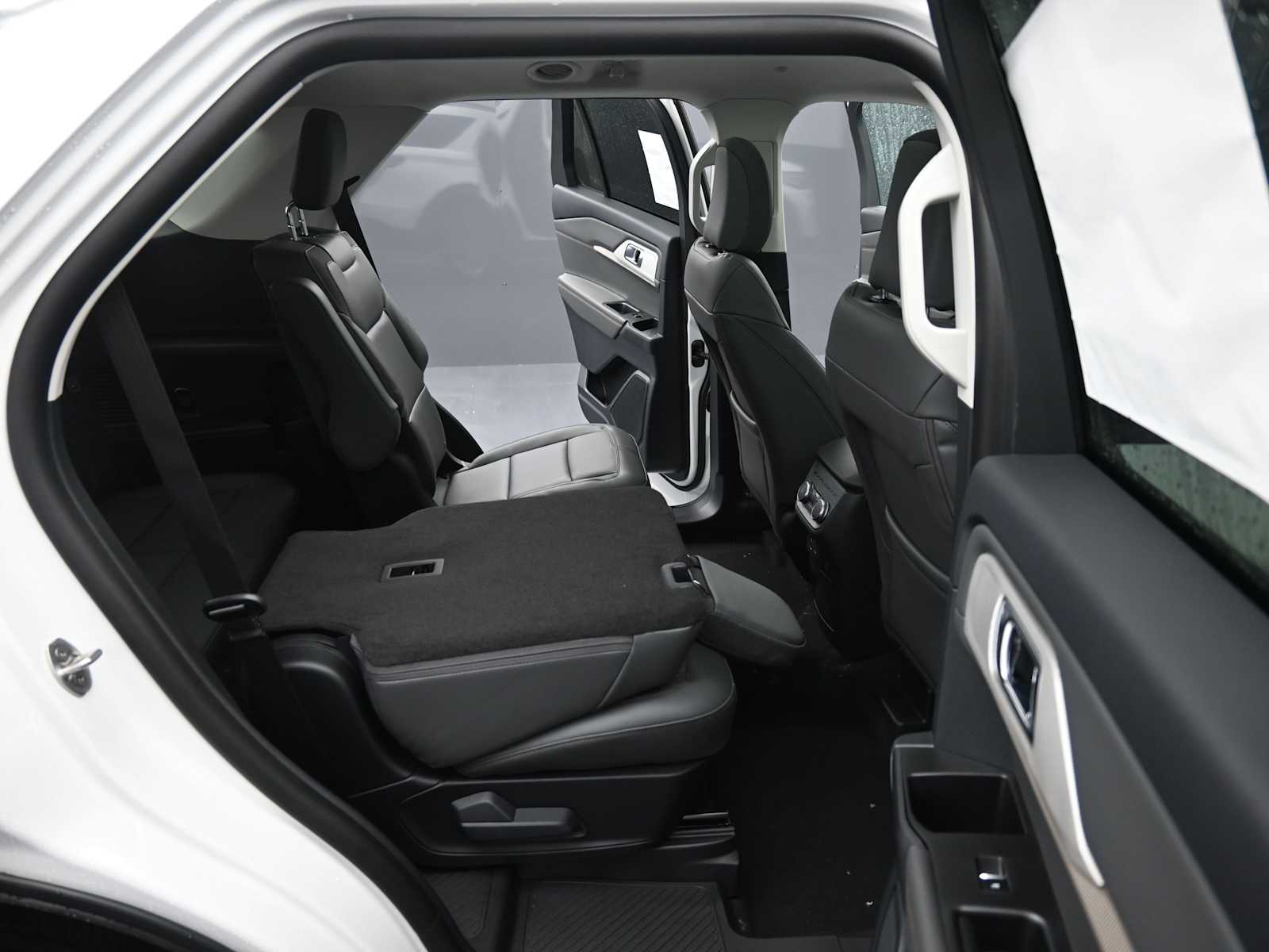 New 2026 Ford Explorer - photo 19