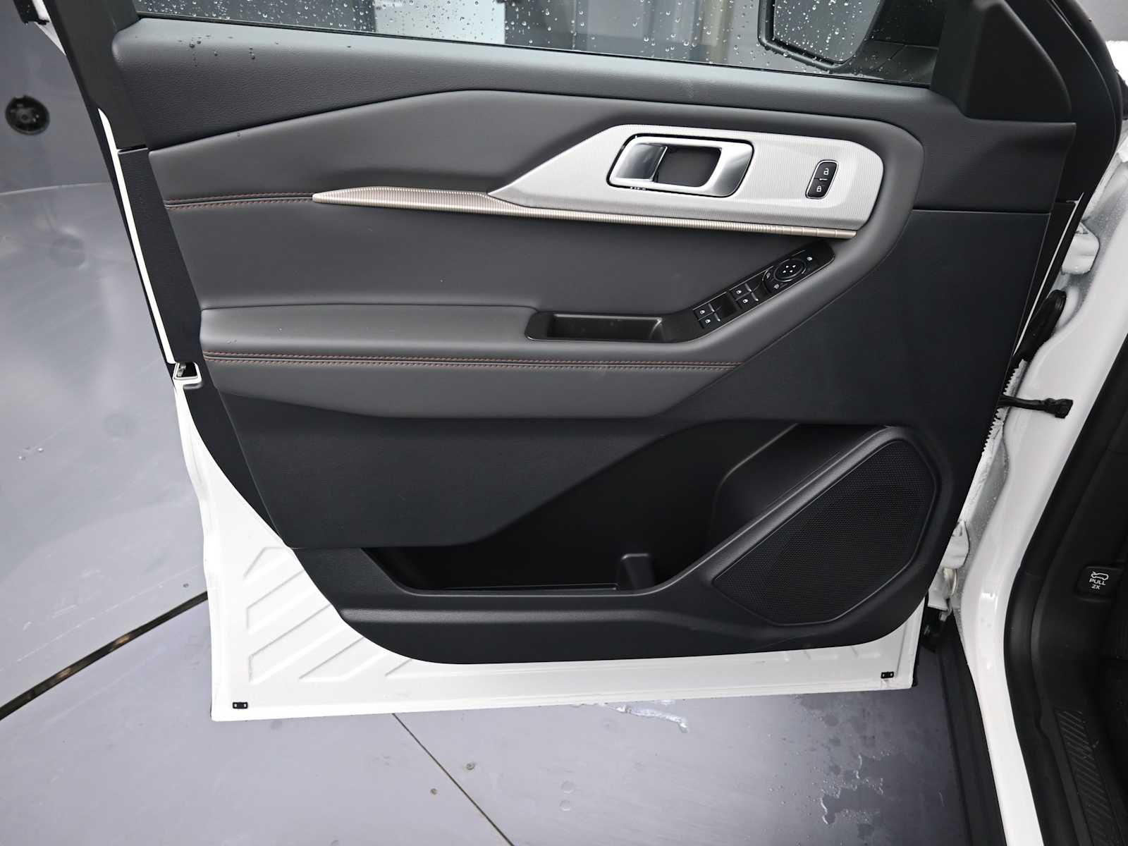 New 2026 Ford Explorer - photo 25