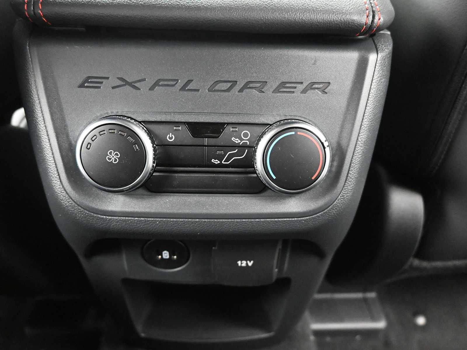 New 2026 Ford Explorer - photo 18