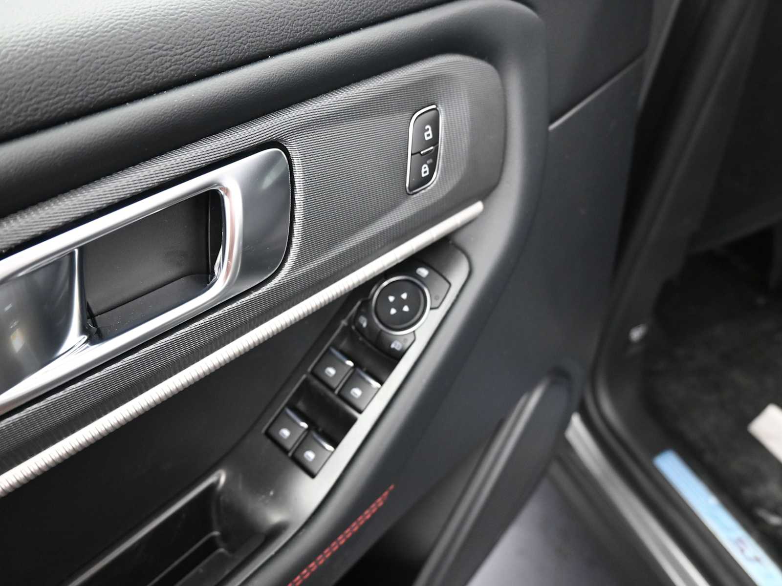New 2026 Ford Explorer - photo 24