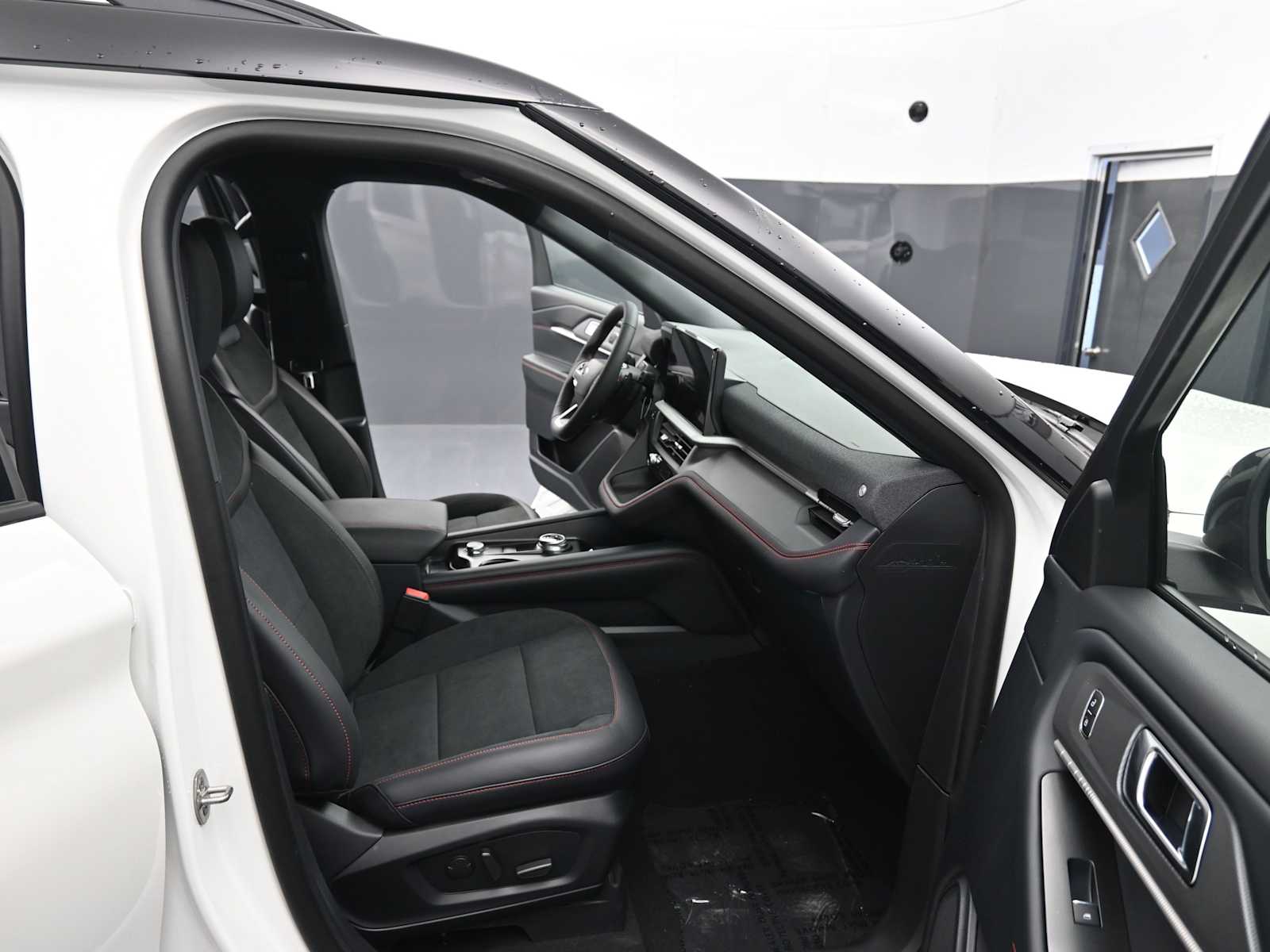New 2026 Ford Explorer - photo 12