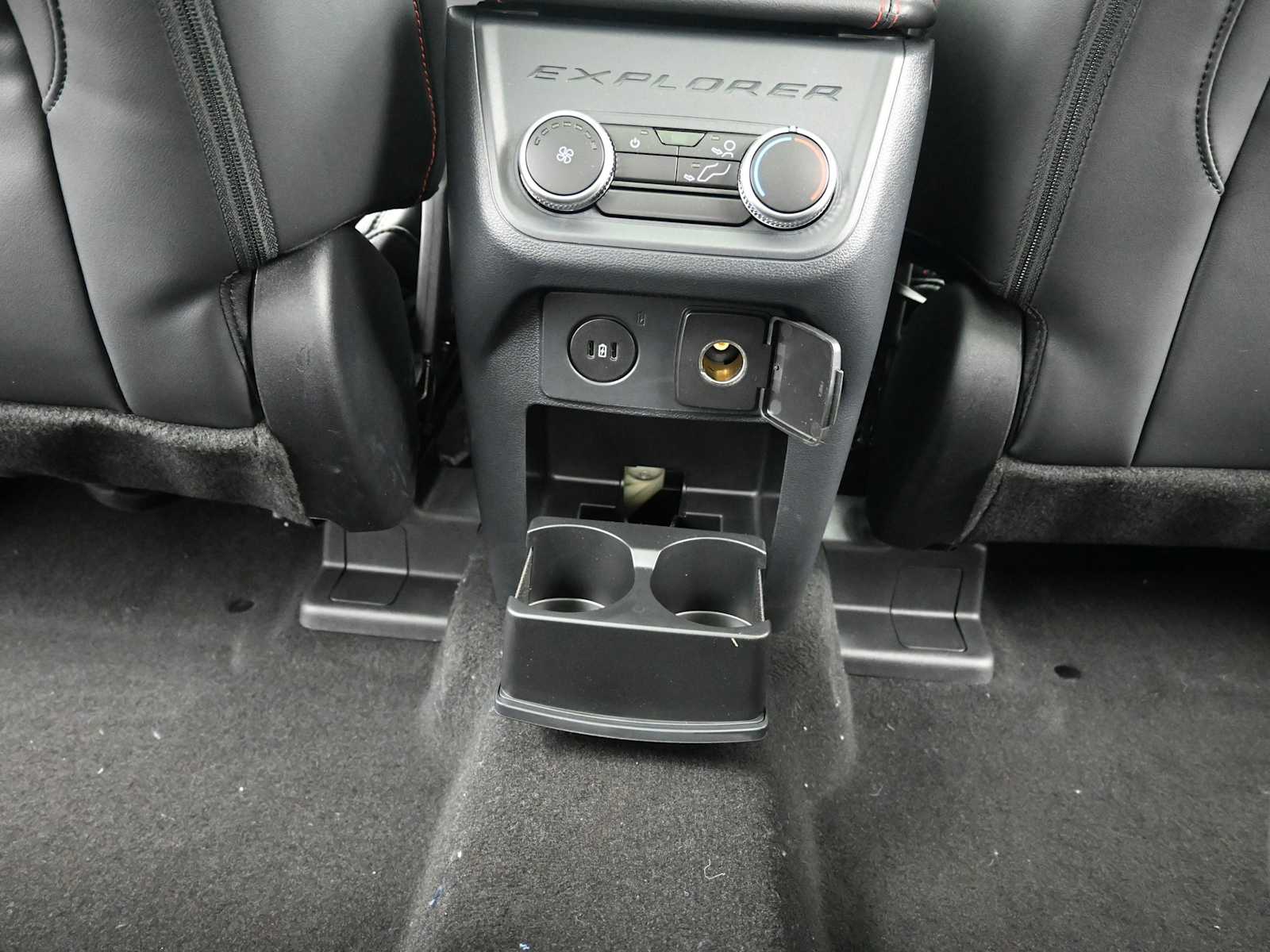 New 2026 Ford Explorer - photo 15