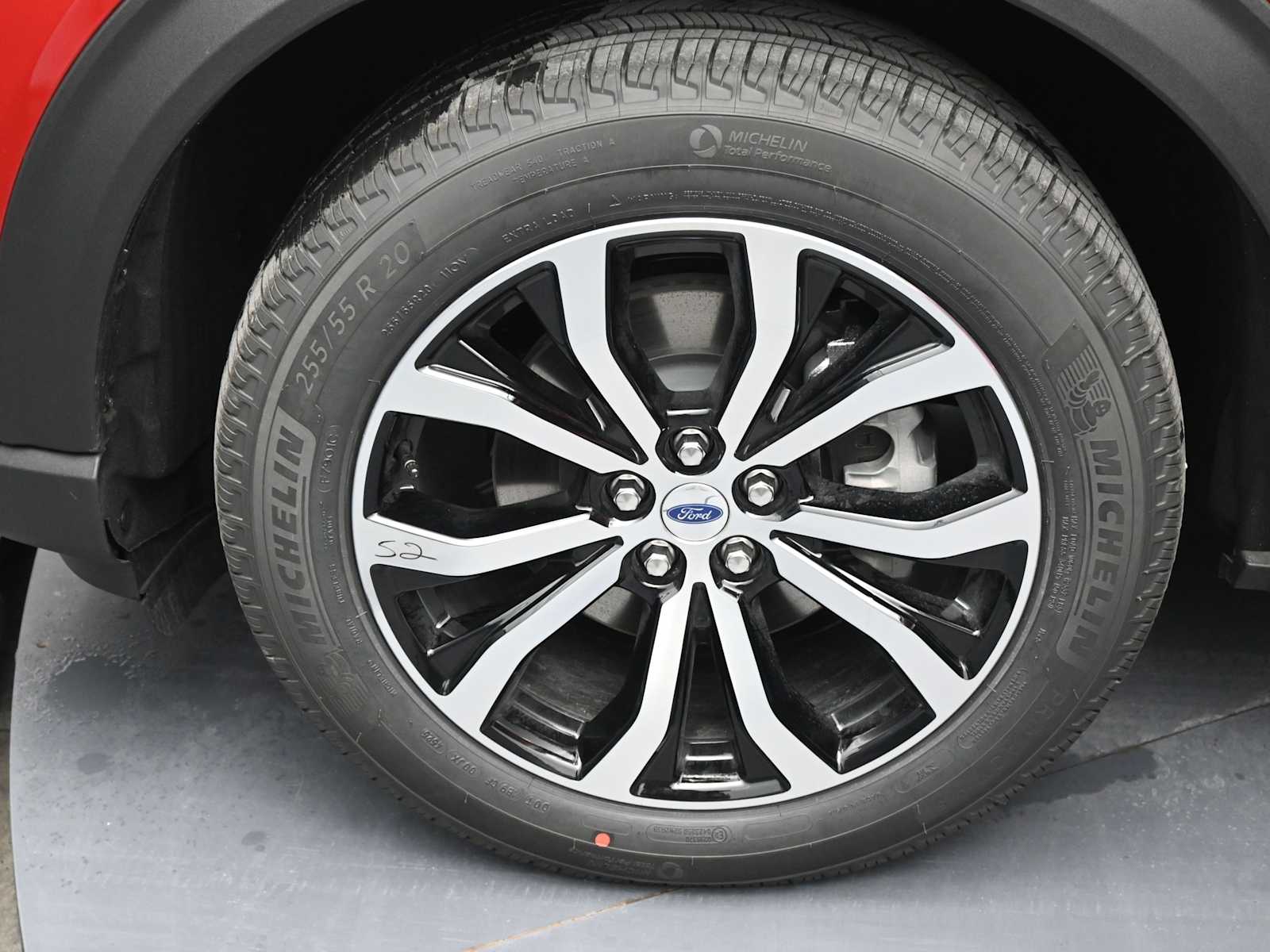 New 2026 Ford Explorer - photo 13