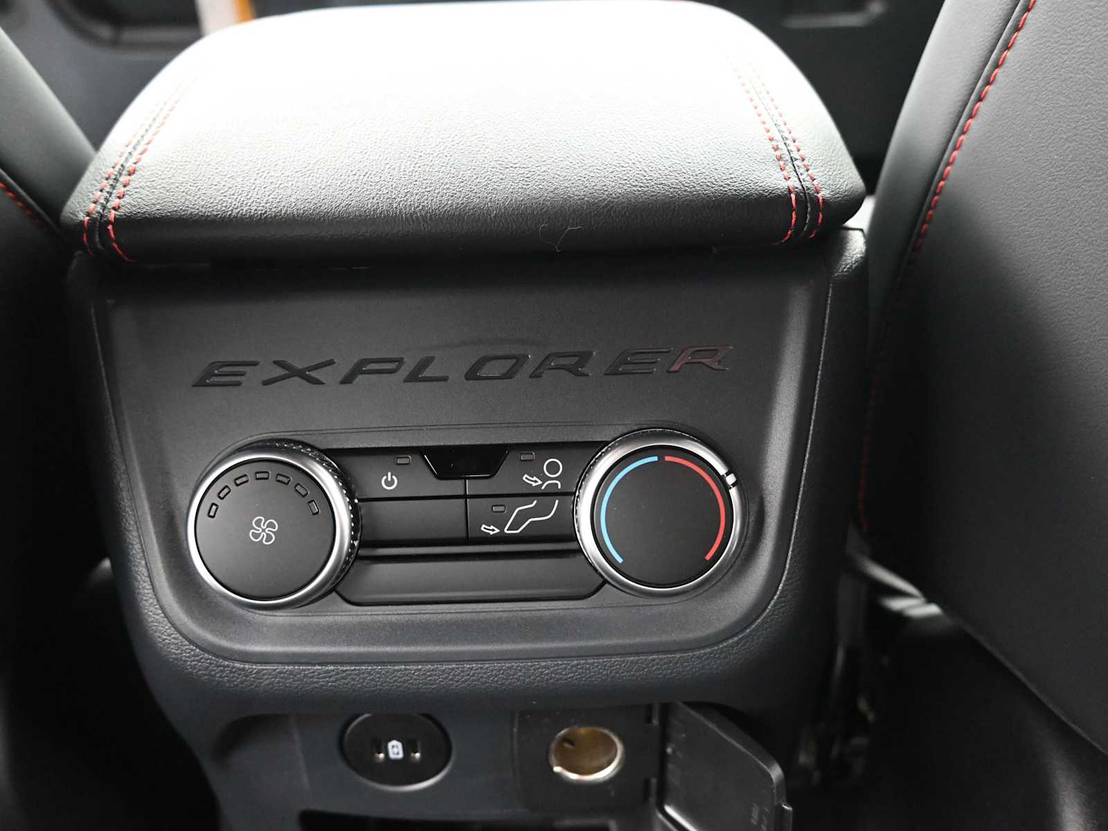 New 2026 Ford Explorer - photo 18