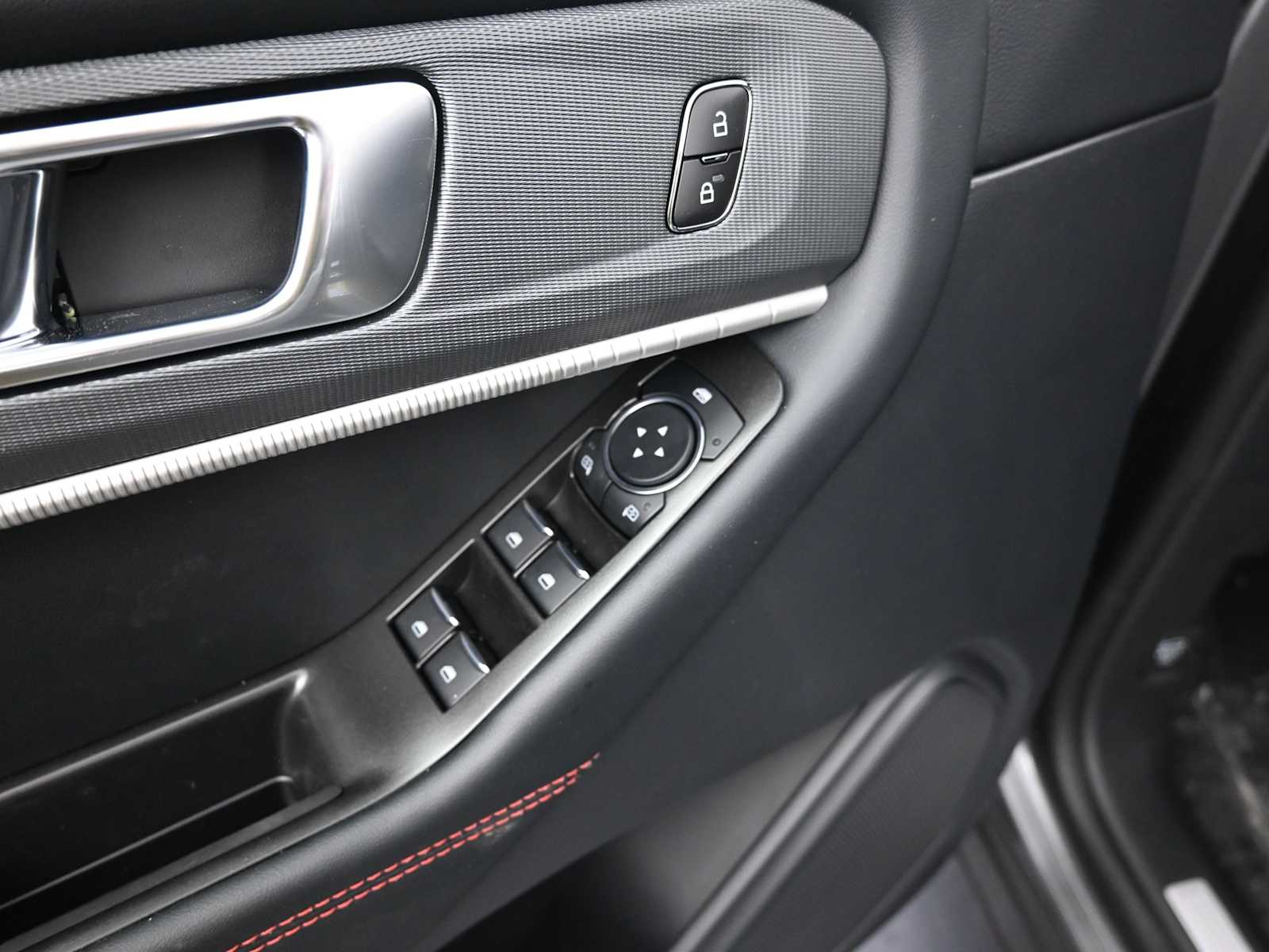 New 2026 Ford Explorer - photo 26