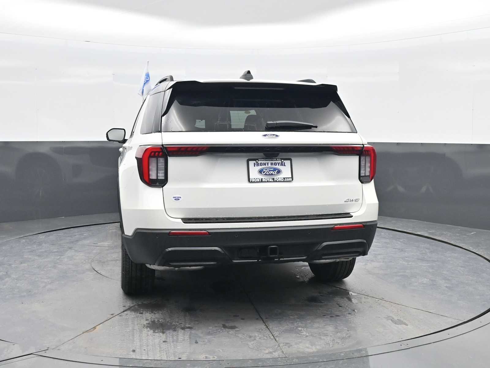 New 2026 Ford Explorer - photo 5