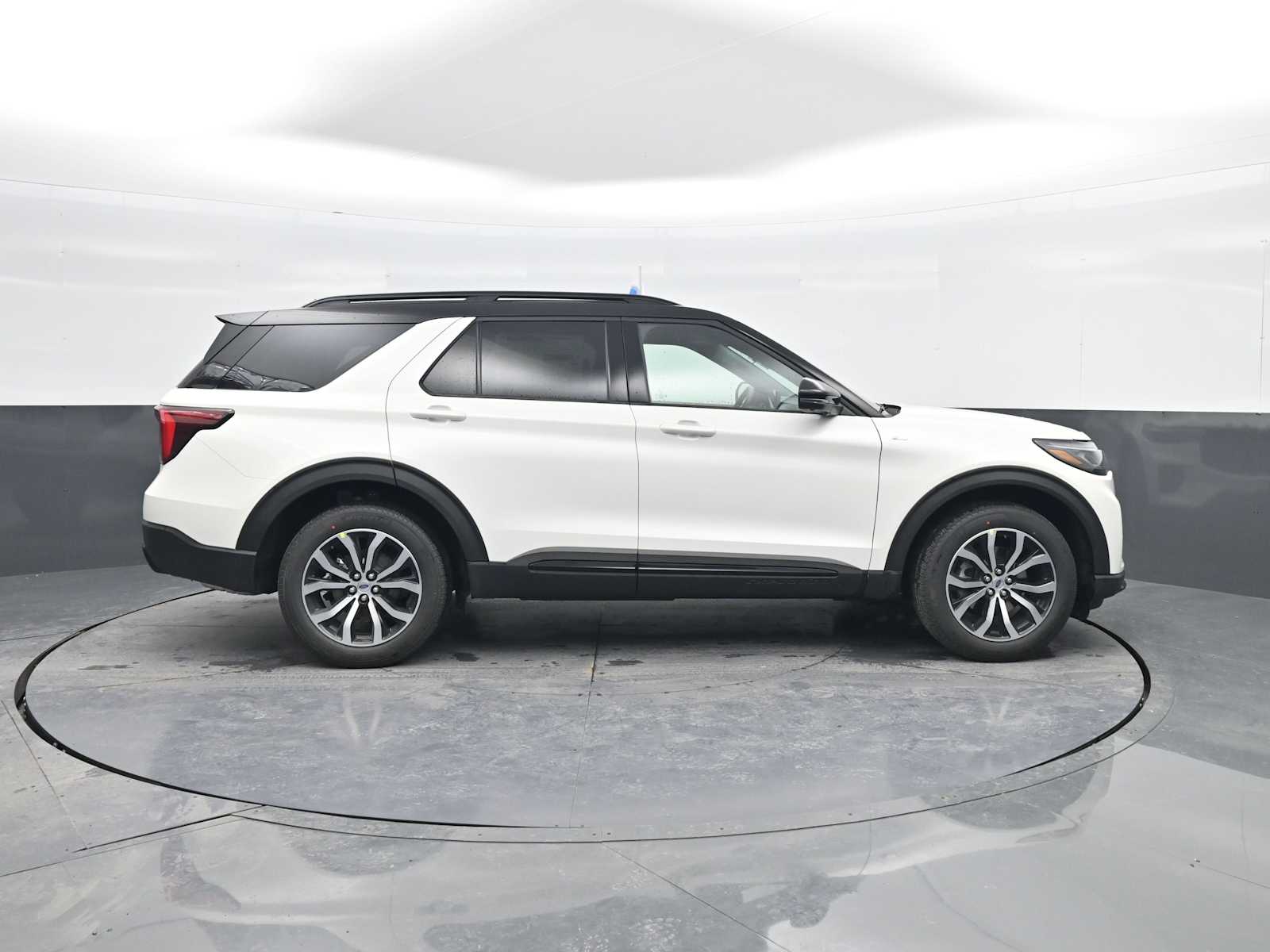 New 2026 Ford Explorer - photo 11