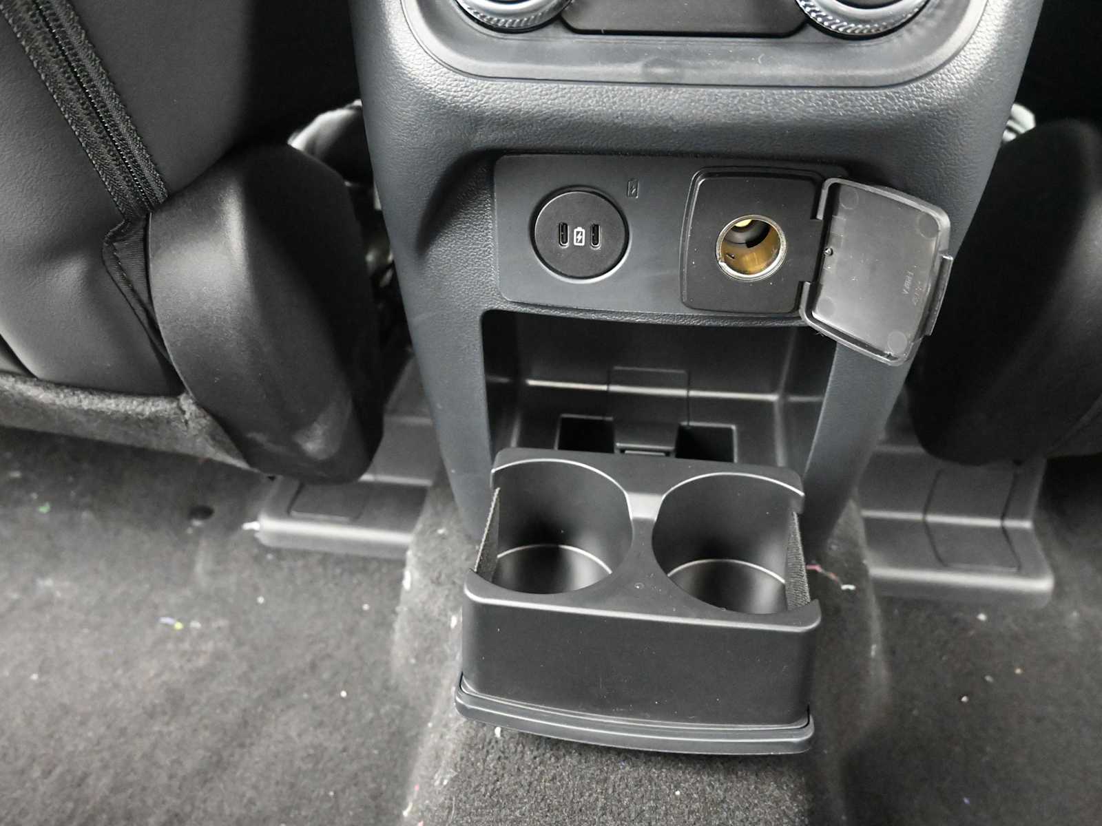 New 2026 Ford Explorer - photo 17