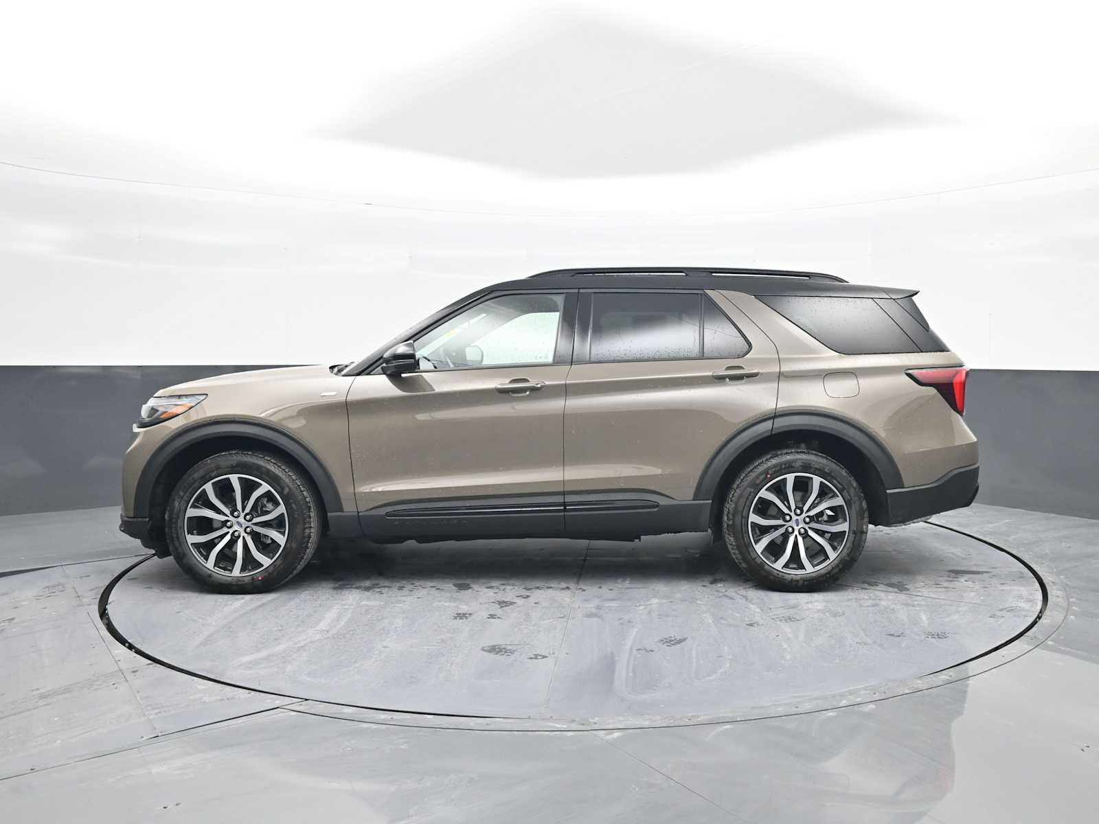 New 2026 Ford Explorer - photo 7