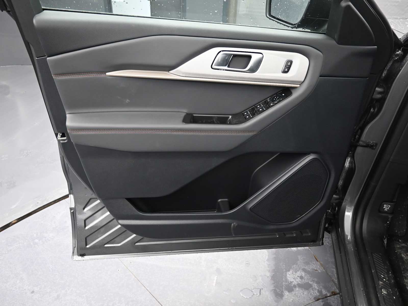 New 2026 Ford Explorer - photo 26