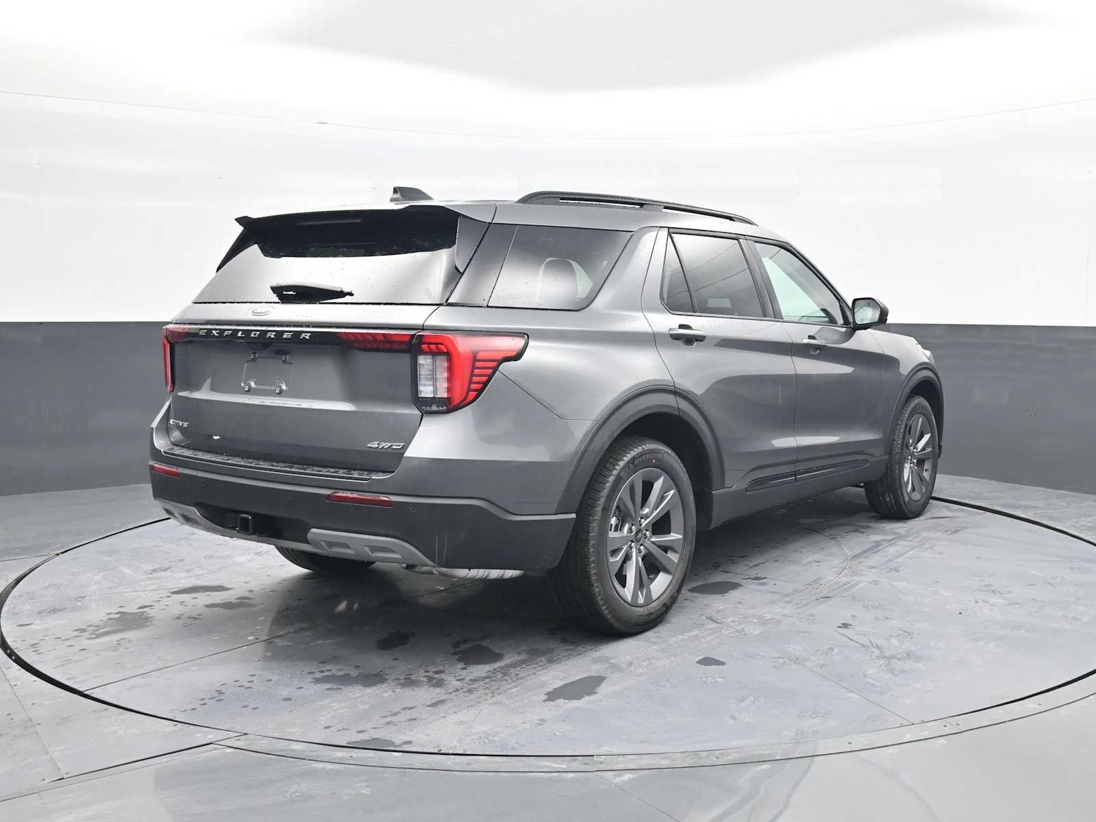 New 2026 Ford Explorer - photo 10
