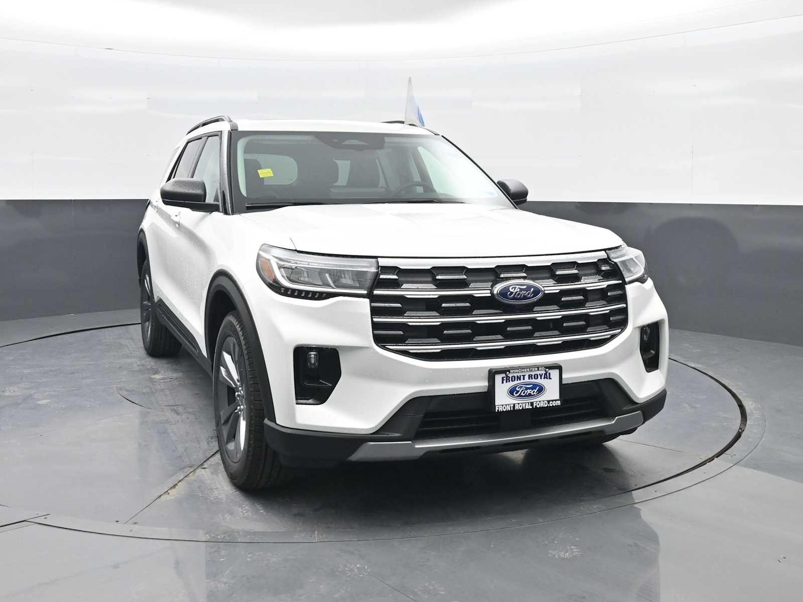 New 2026 Ford Explorer - photo 5
