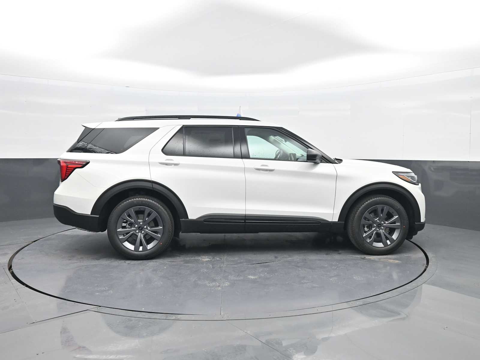 New 2026 Ford Explorer - photo 11