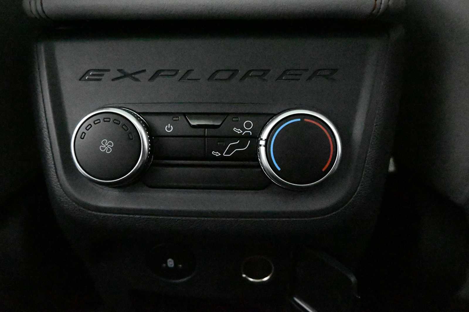 New 2026 Ford Explorer - photo 16