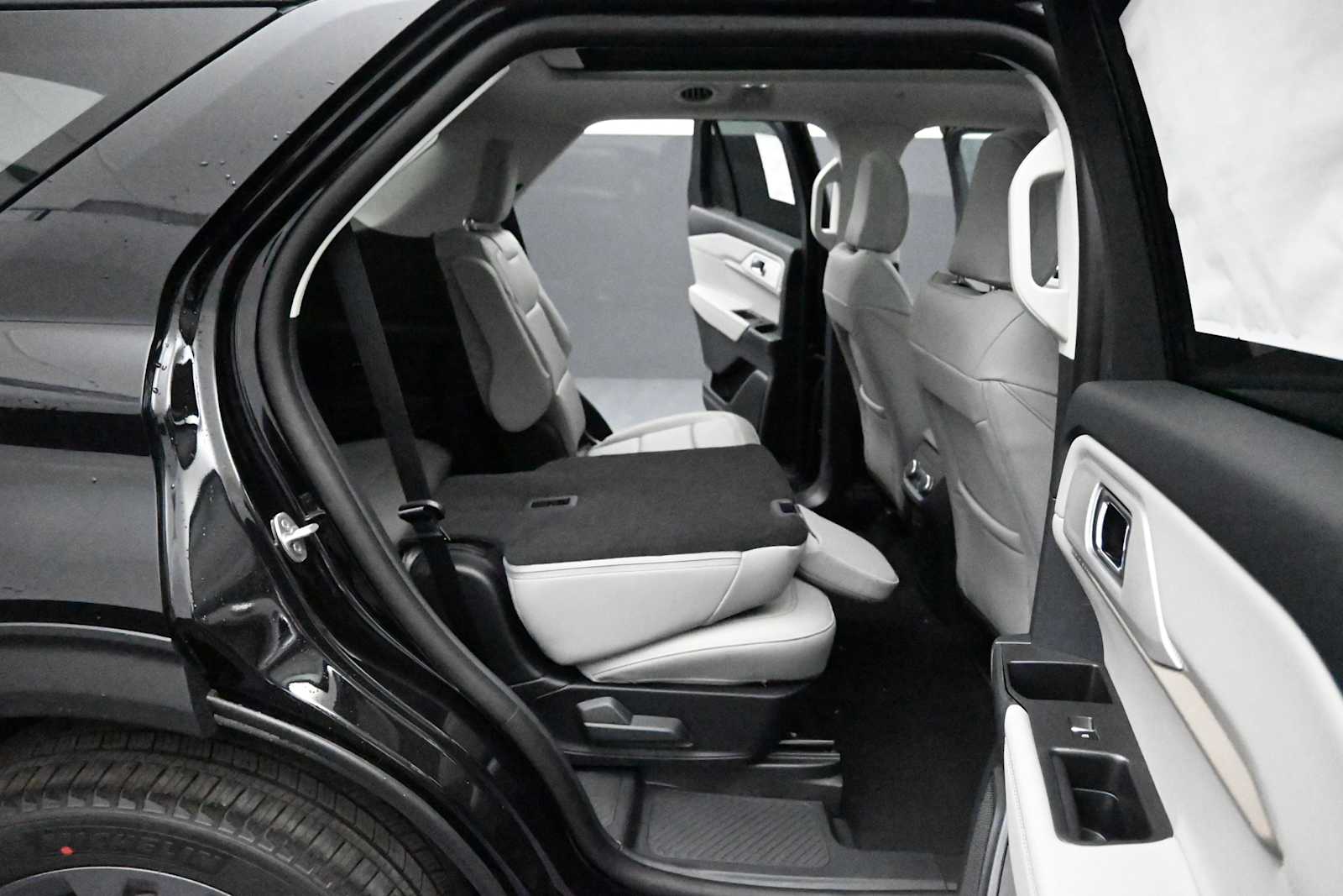 New 2026 Ford Explorer - photo 20