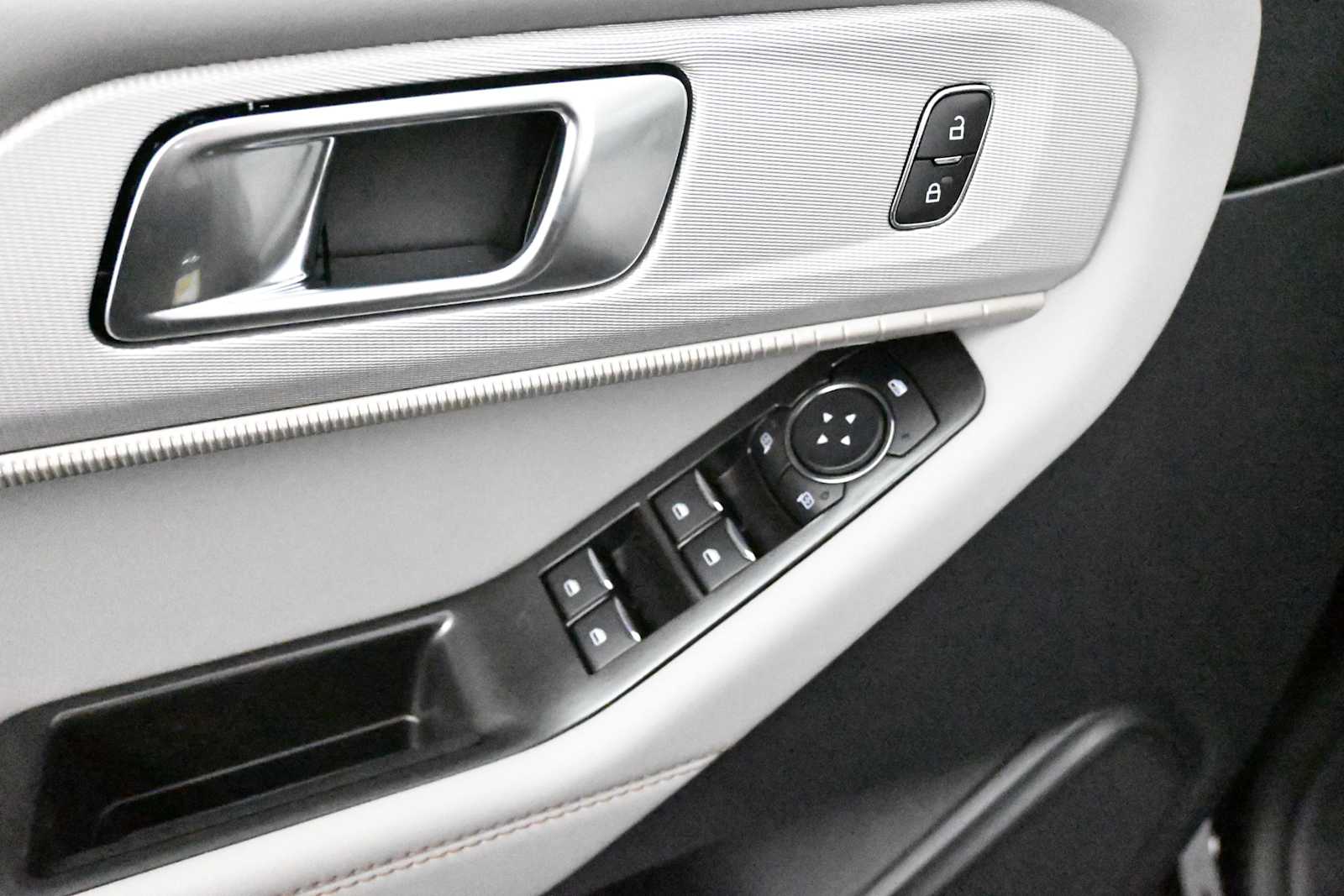 New 2026 Ford Explorer - photo 29