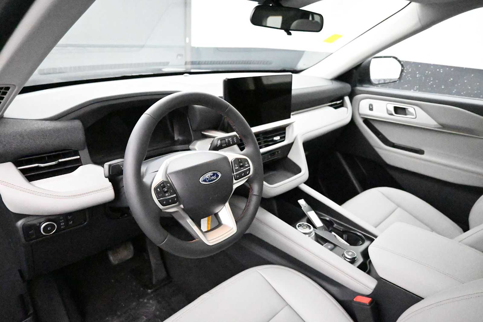 New 2026 Ford Explorer - photo 32
