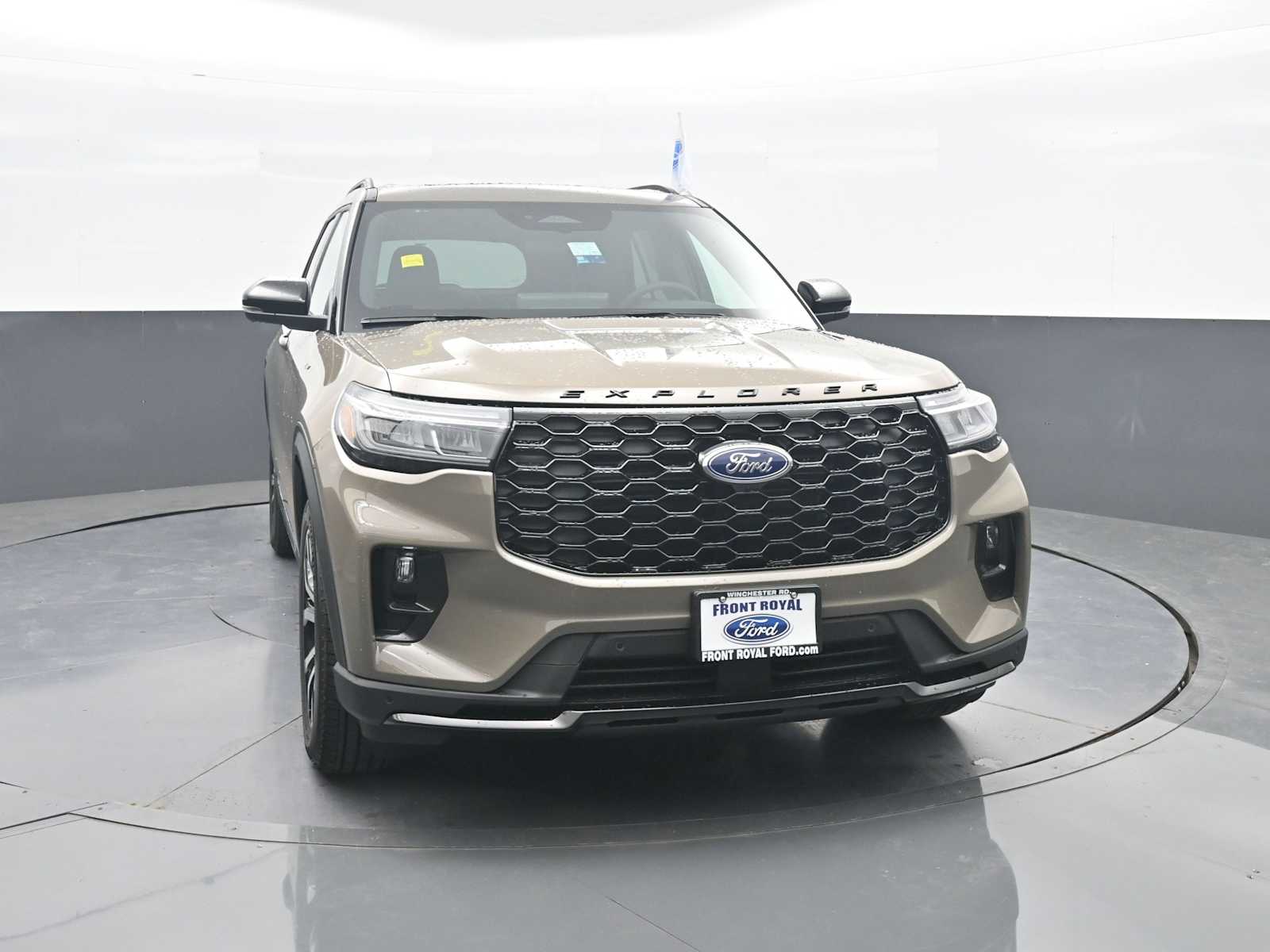 New 2026 Ford Explorer - photo 2