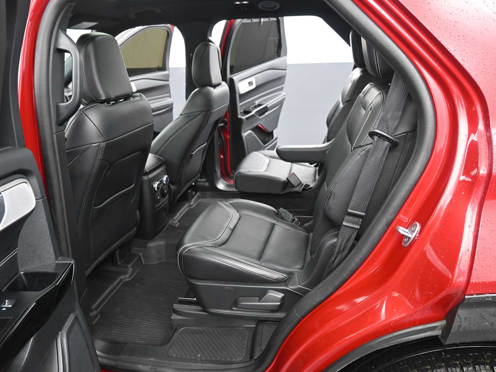 Used 2023 Ford Explorer - photo 15