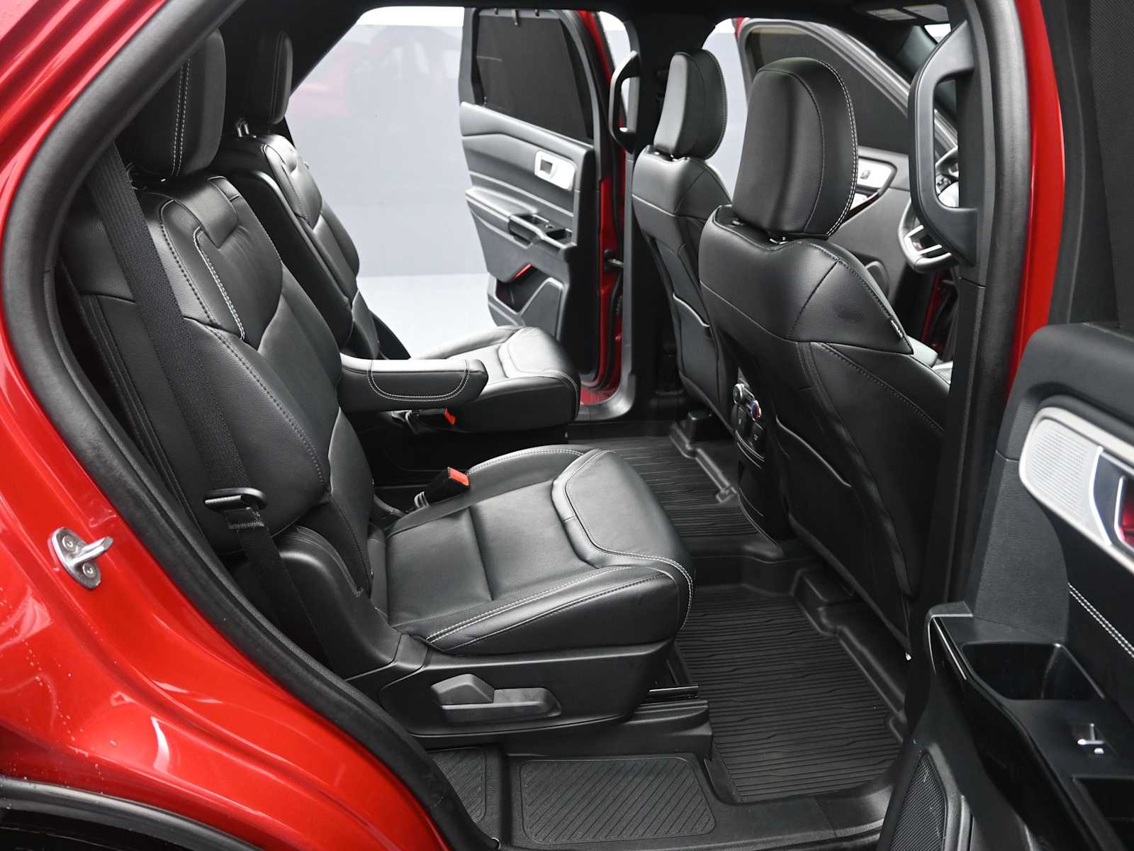Used 2023 Ford Explorer - photo 17