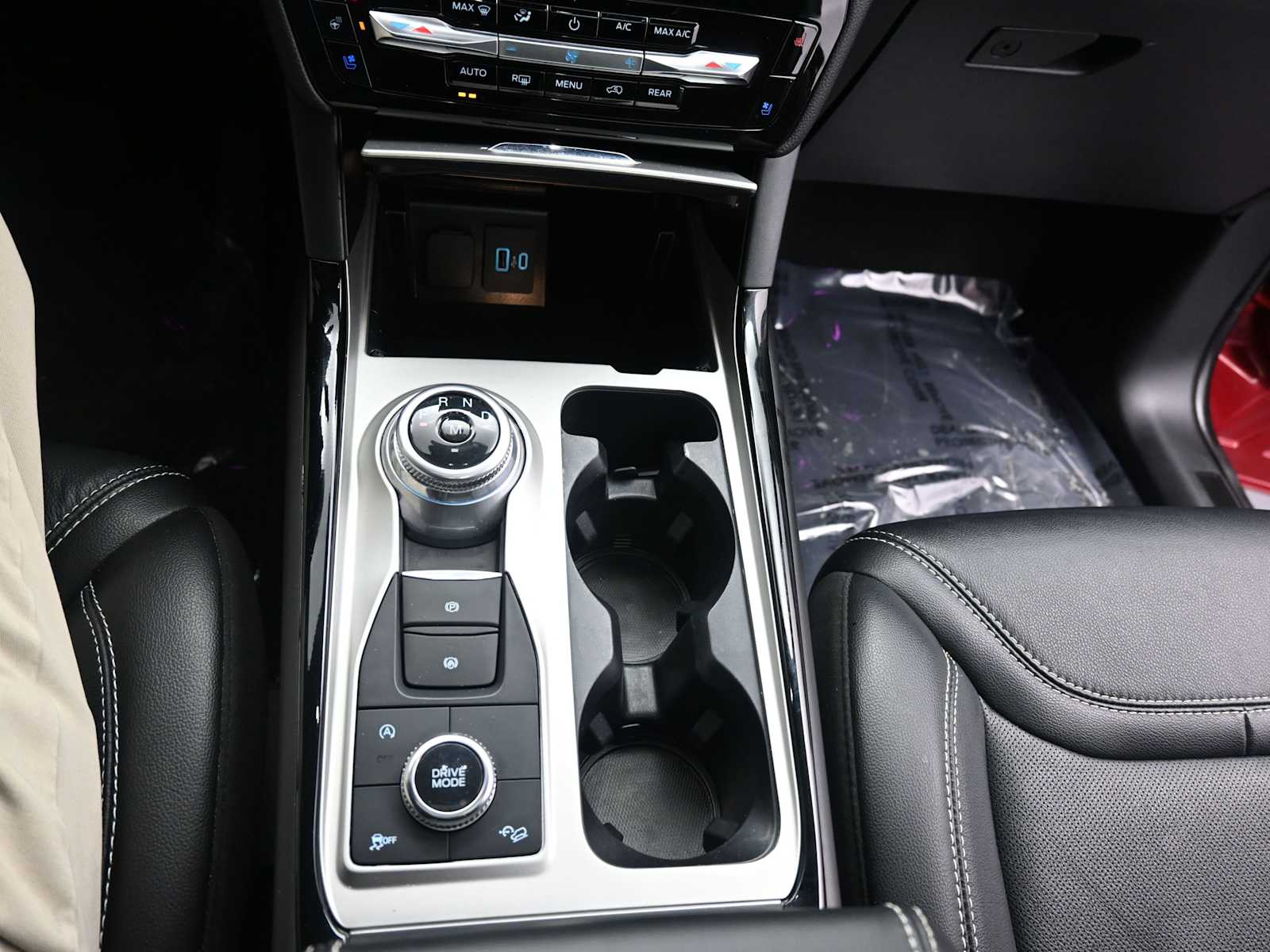Used 2023 Ford Explorer - photo 29