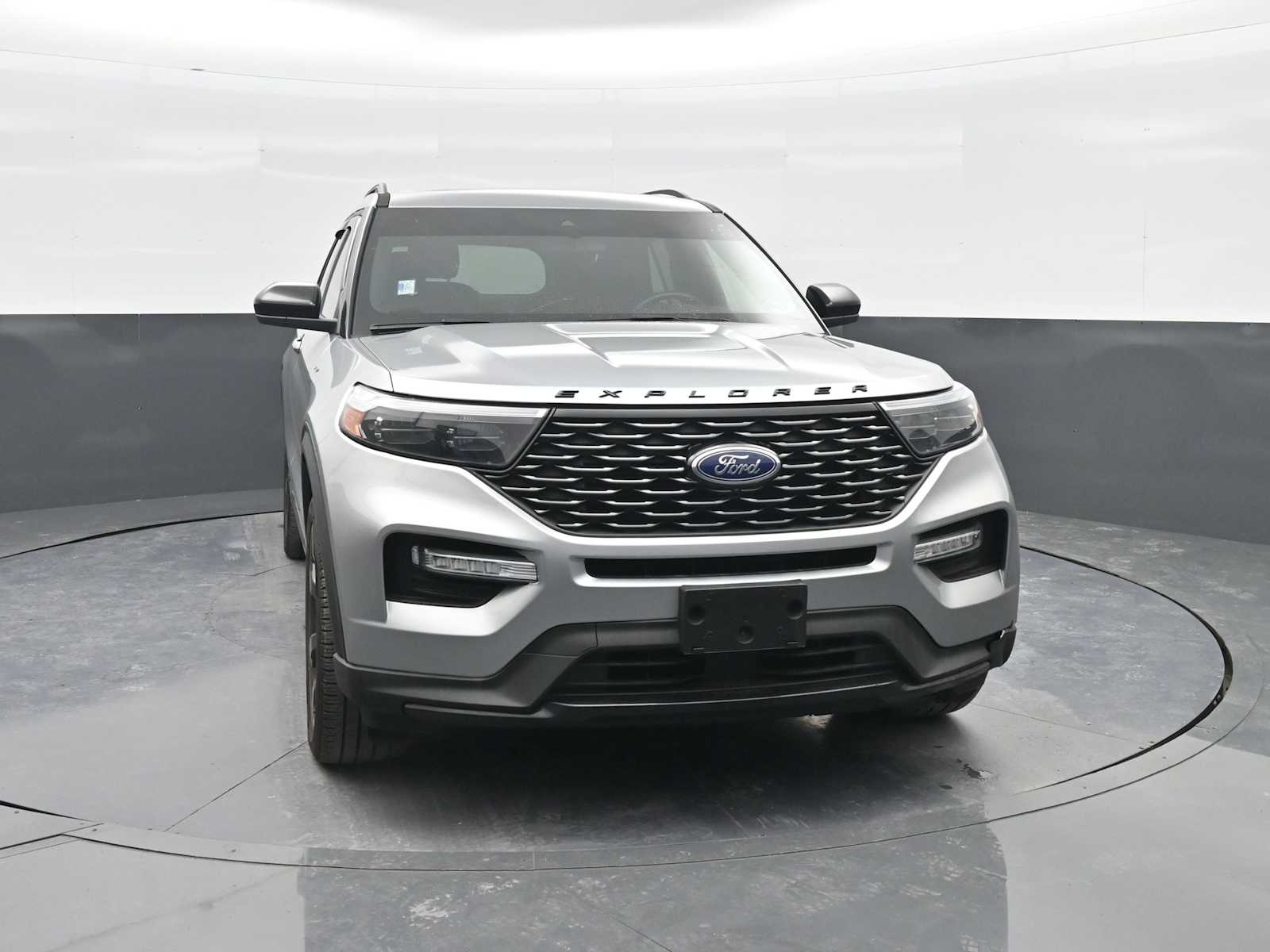 Used 2024 Ford Explorer - photo 6