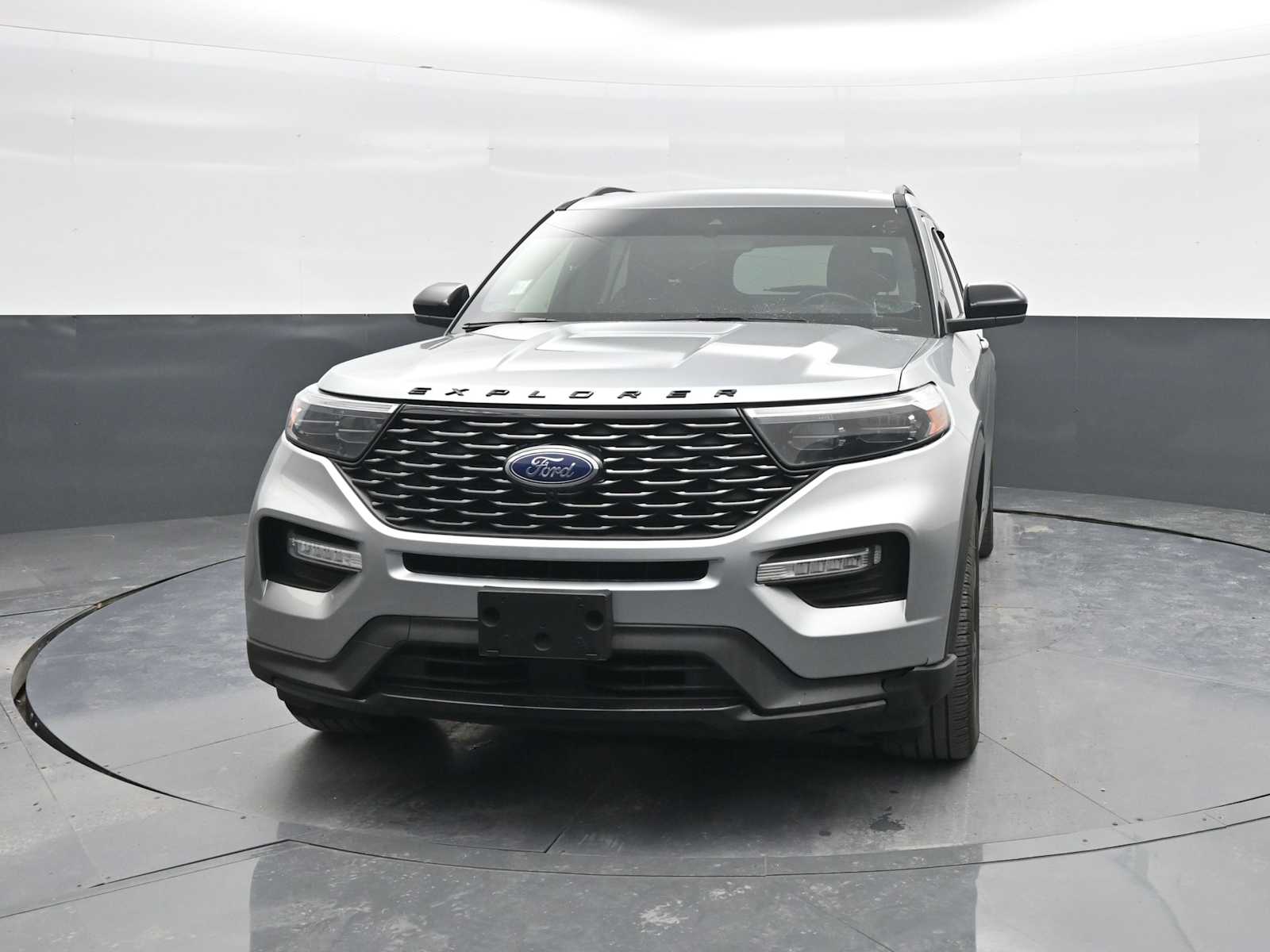 Used 2024 Ford Explorer - photo 7