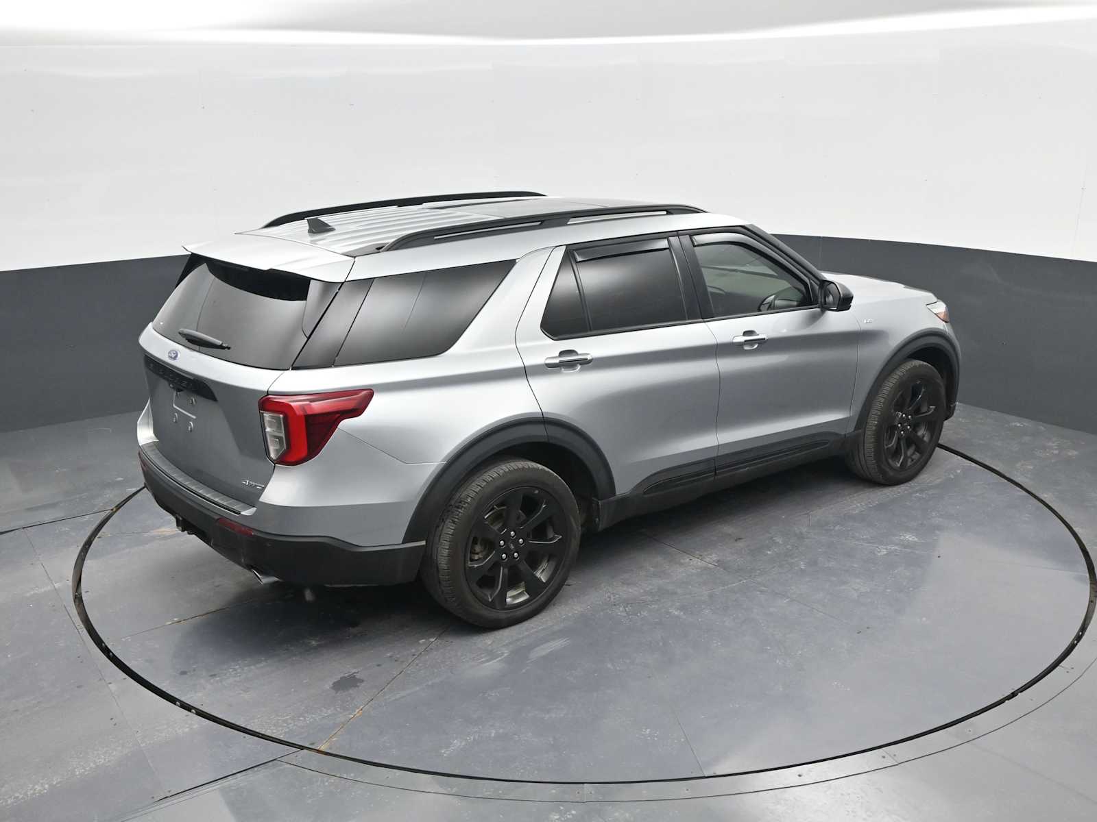 Used 2024 Ford Explorer - photo 35