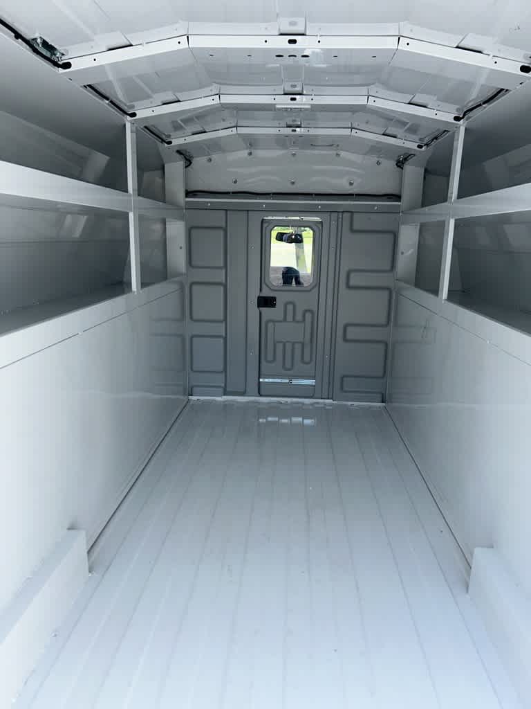 New 2024 Ford E-450 - photo 21