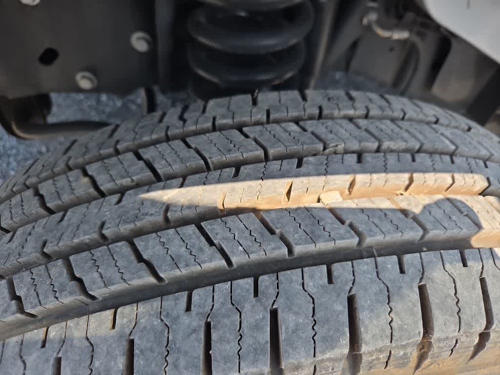 New 2024 Ford E-450 - photo 54