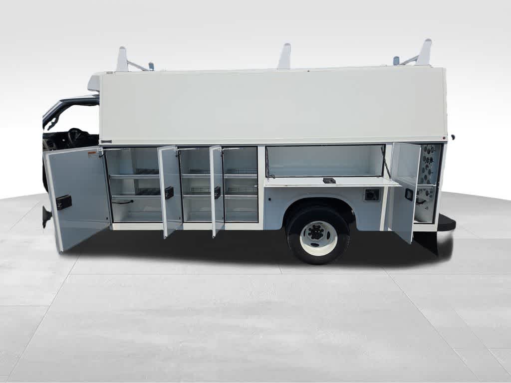 New 2024 Ford E-450 - photo 56