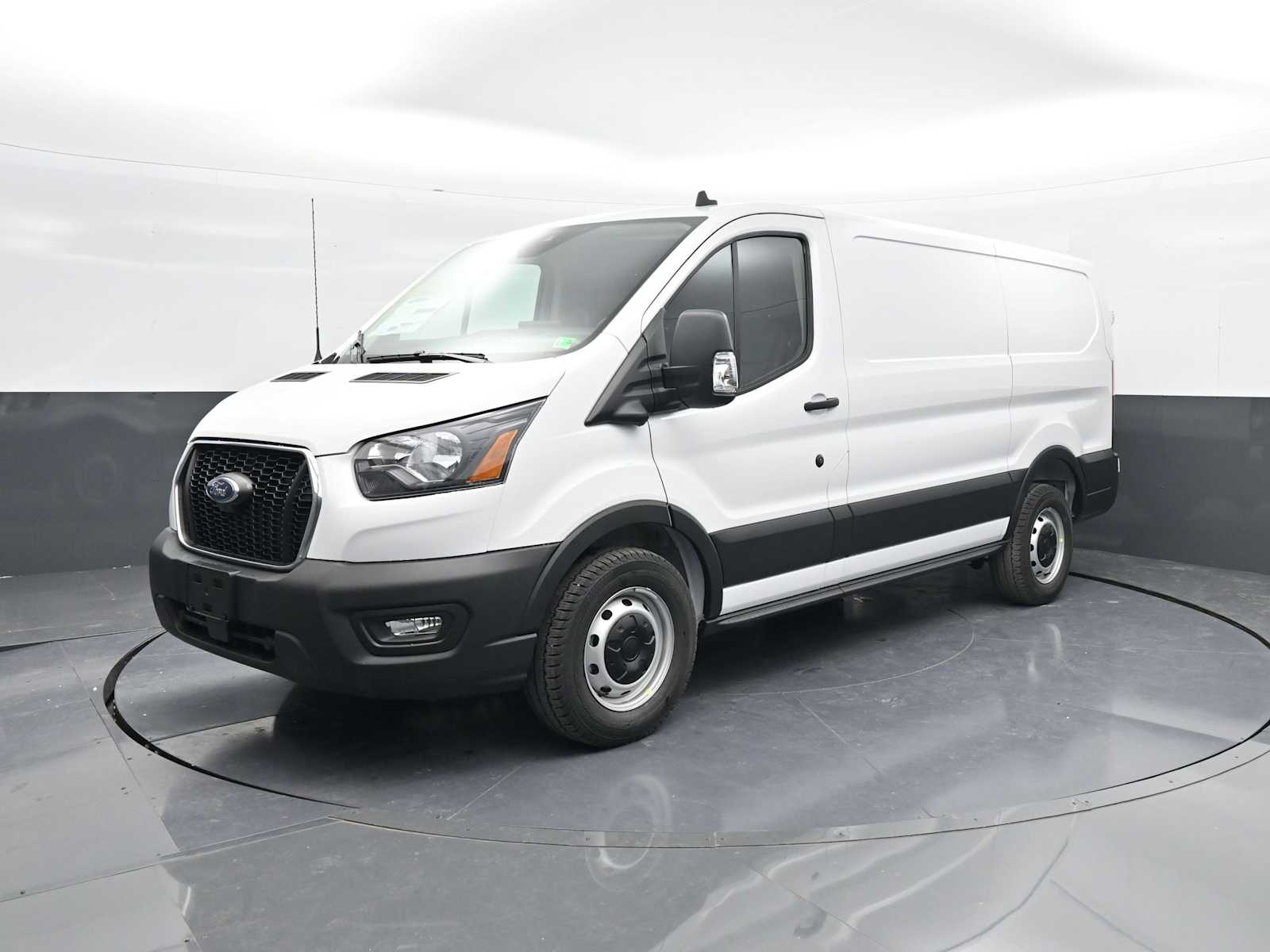 New 2025 Ford Transit 150 - photo 8