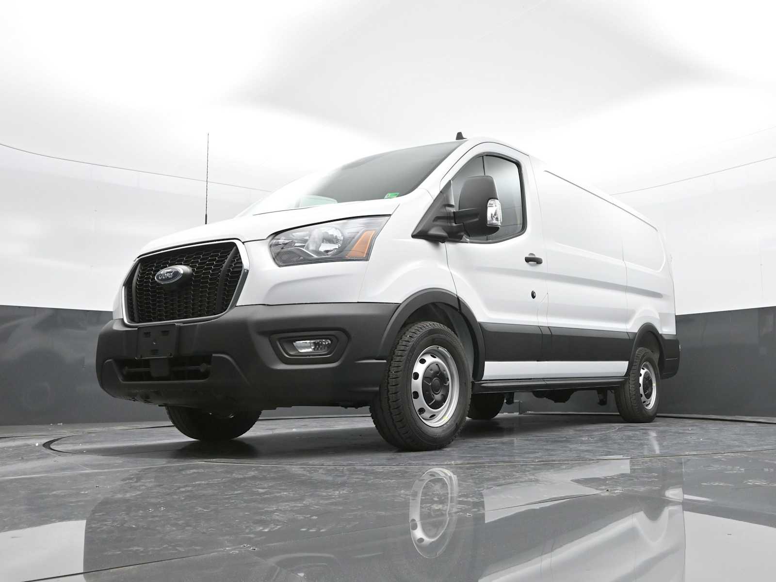 New 2025 Ford Transit 150 - photo 42