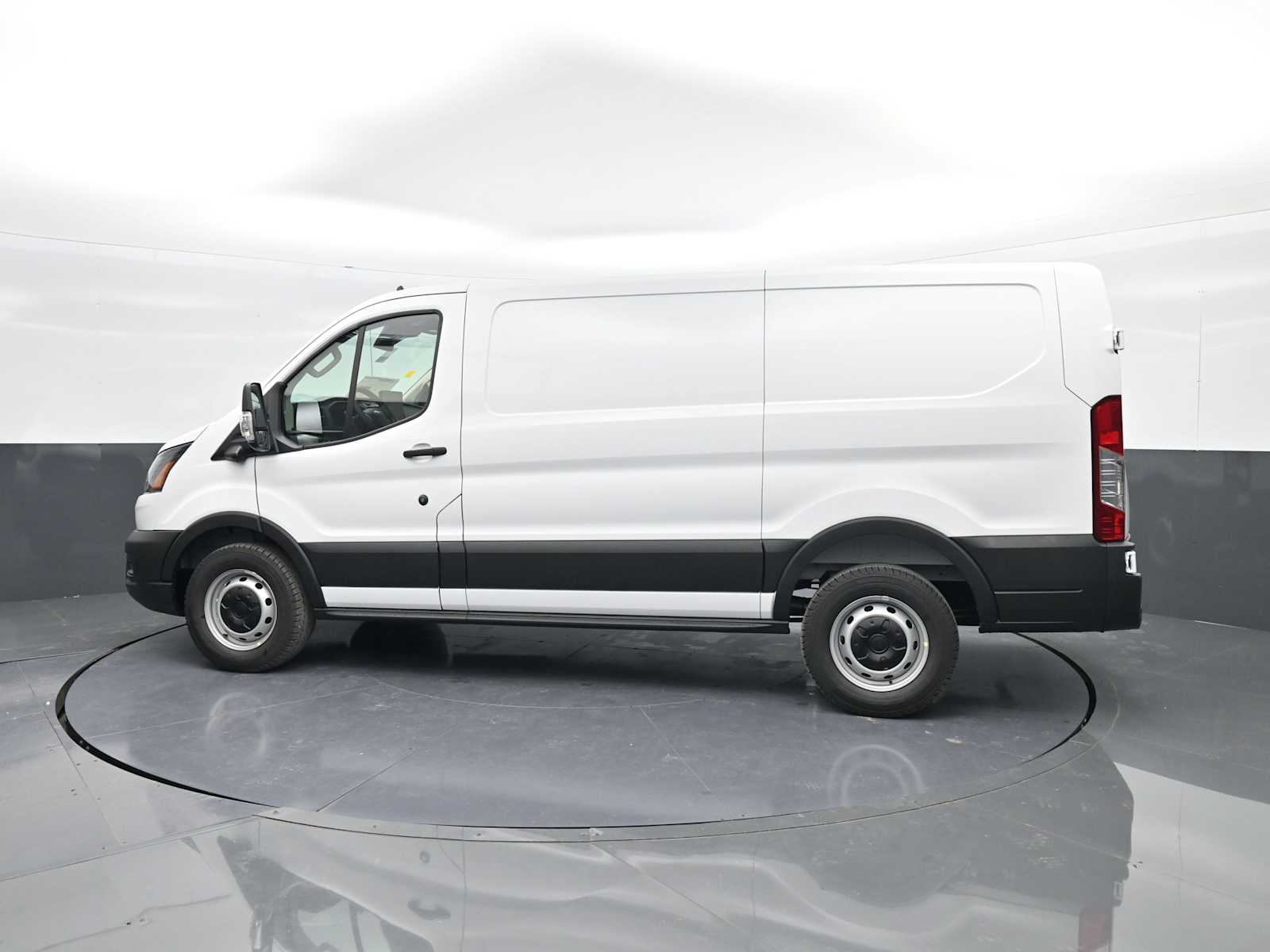 New 2025 Ford Transit 150 - photo 9